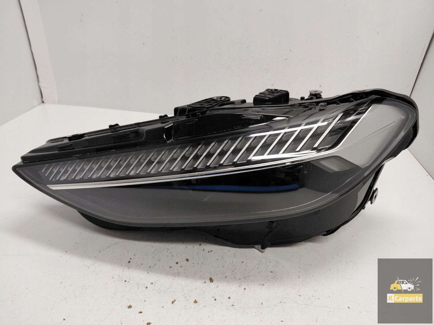 8B3.941.033.AA, Audi A5 B10 III 8B3 Feu arrière gauche entièrement à LED idéal