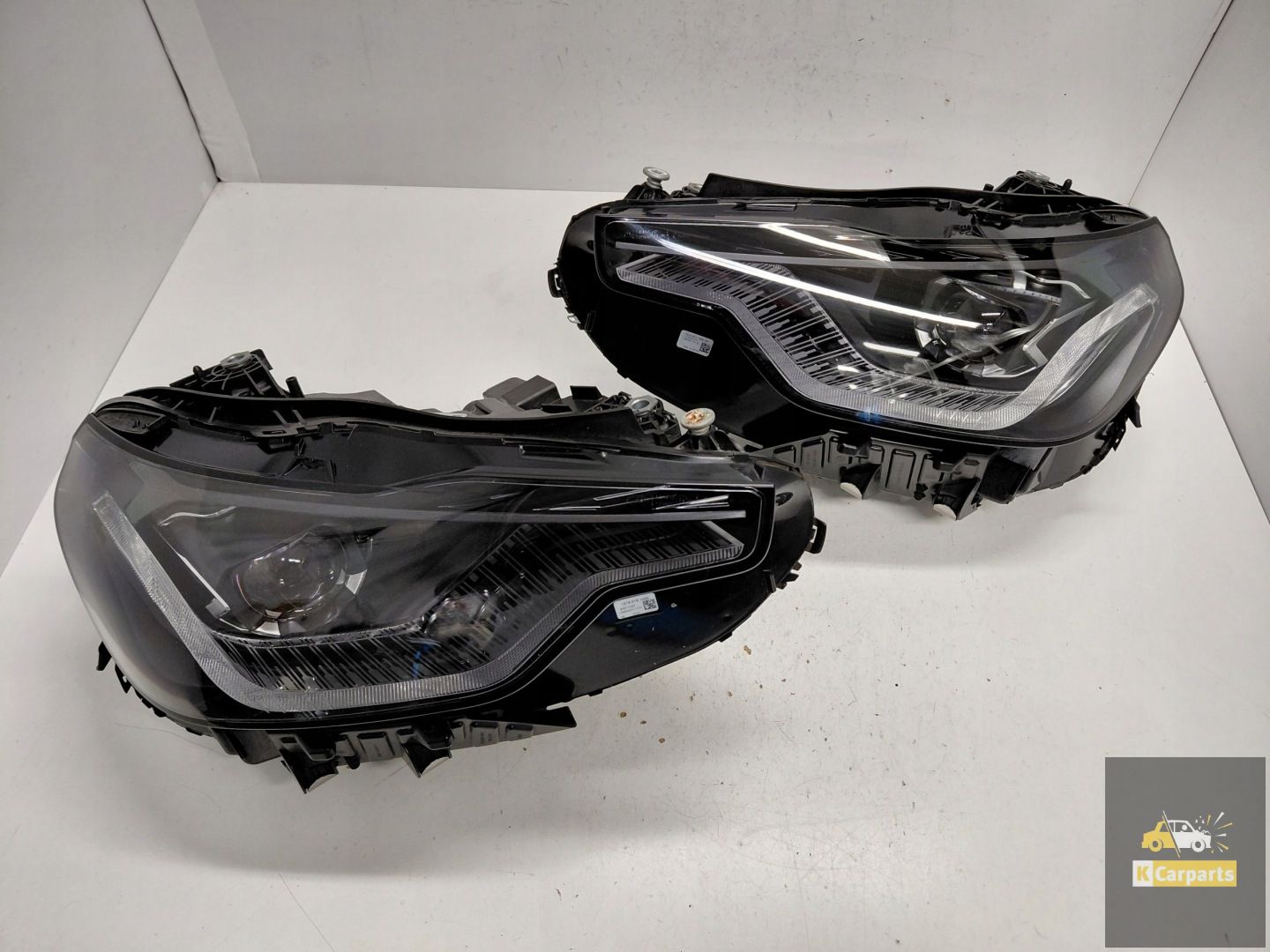 8083636, BMW G42 Voll-LED Adaptives Schattenlicht rechts links
