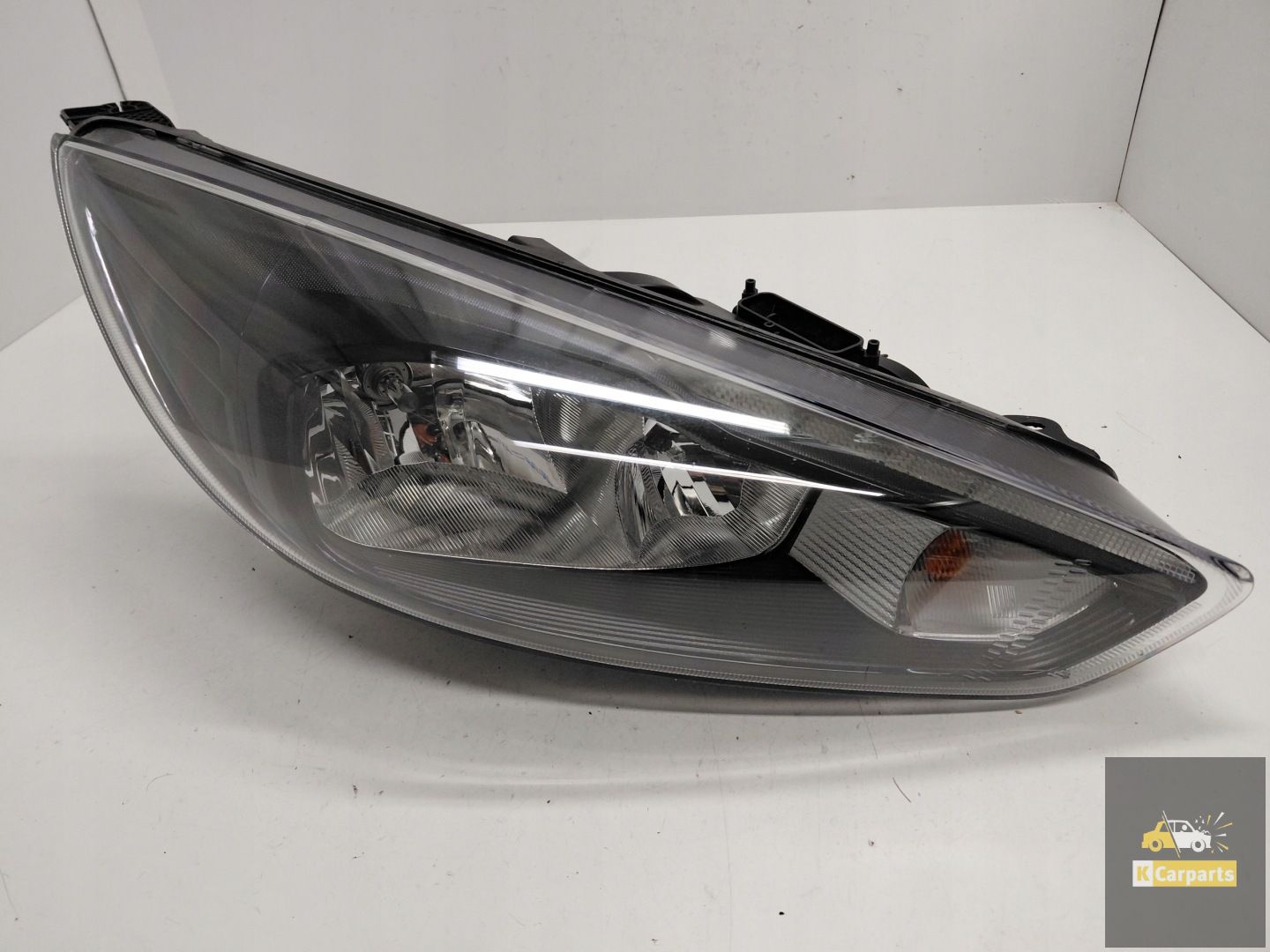 F1EB-13W029-AGE, Ford Focus MK3 Lift Gewoon Met Led Zwarte ST rechterlamp
