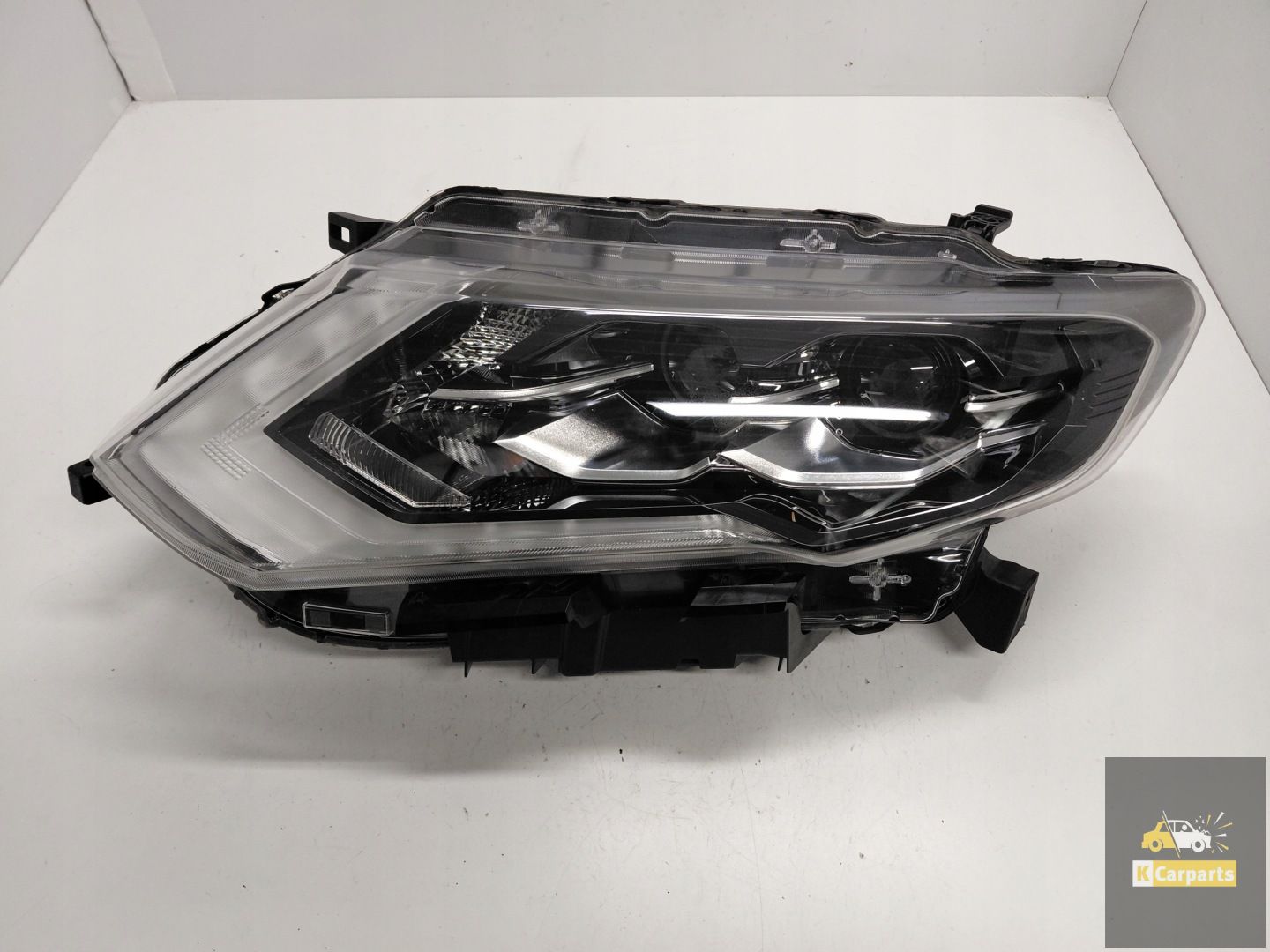 Nissan X-Trail T32 Lift Volledig Led-licht links