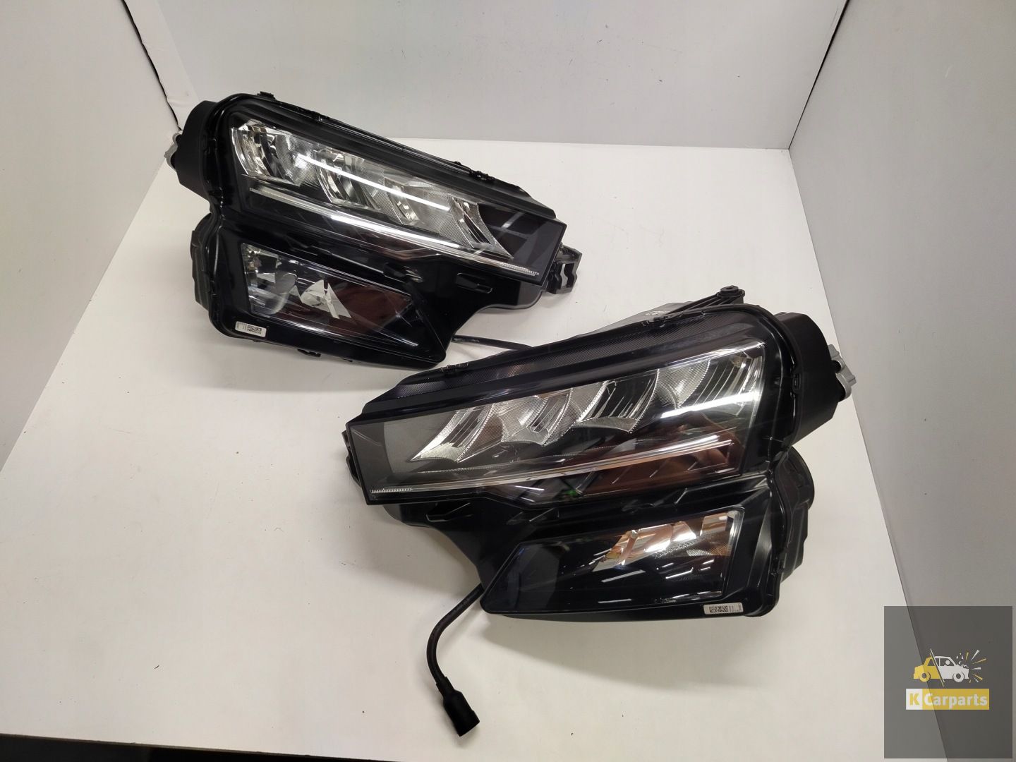 57B.941.009, Skoda Karoq Lift LED-Lampe rechts links