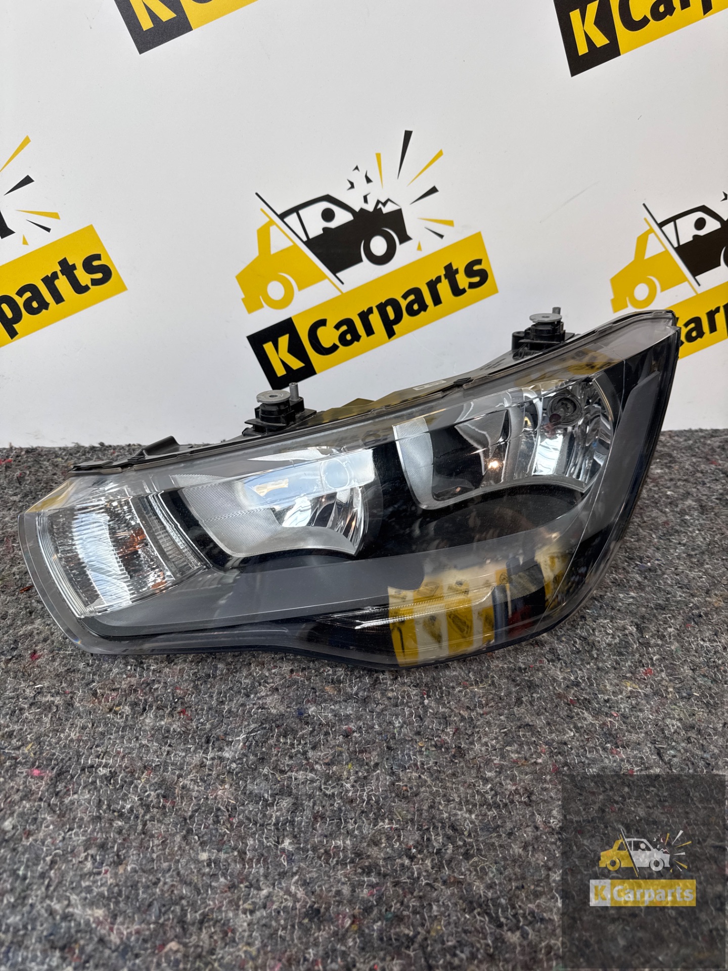 Audi A1 Links voor koplamp halogeen 8x0941003 2010-2015