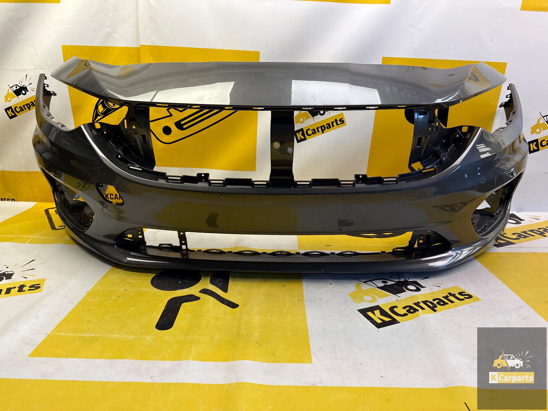 Voorbumper Fiat Tipo 2015-2023 origineel bumper 735631451 Fiat tipo