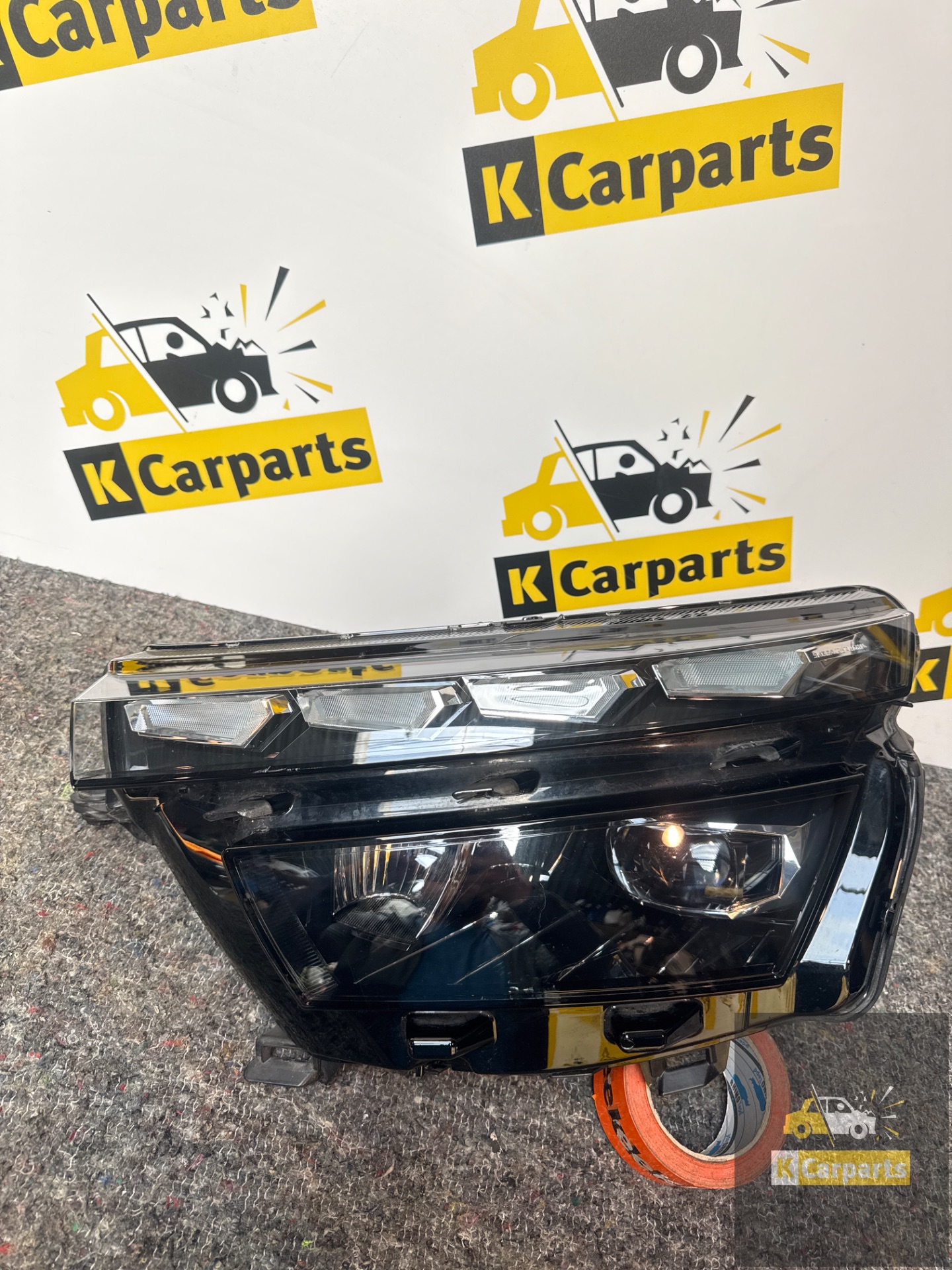 Skoda Kamiq 19-23 Voll-LED-Leuchte links 658941015B Original