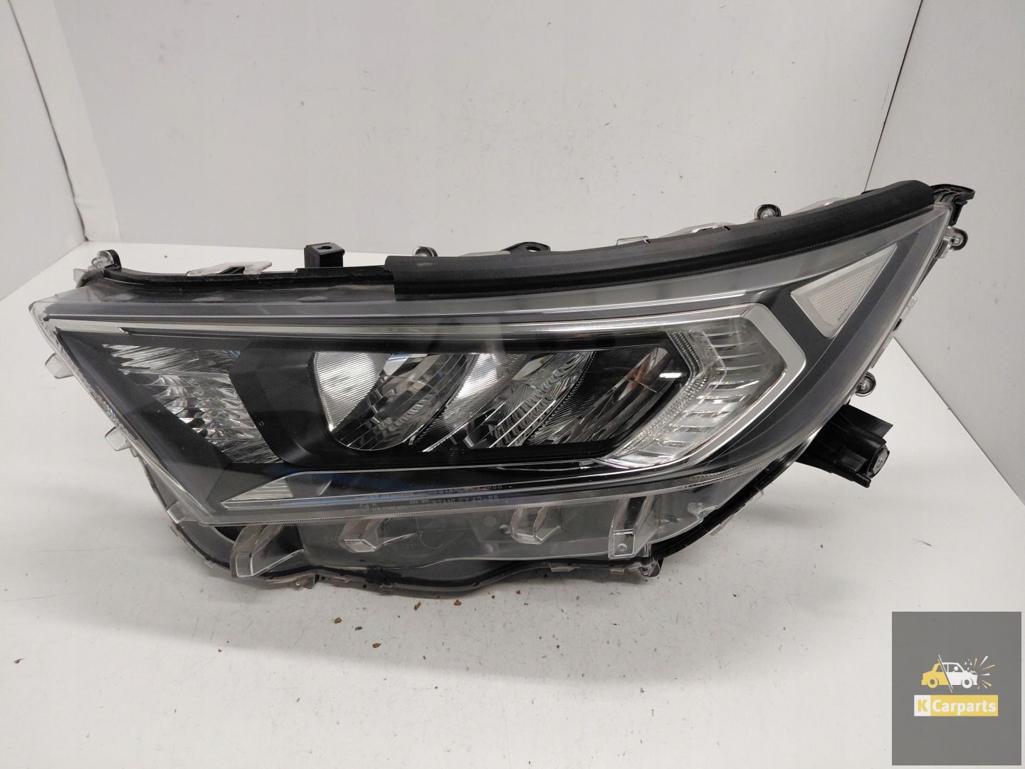 Toyota RAV4 RAV 4 V LED light left