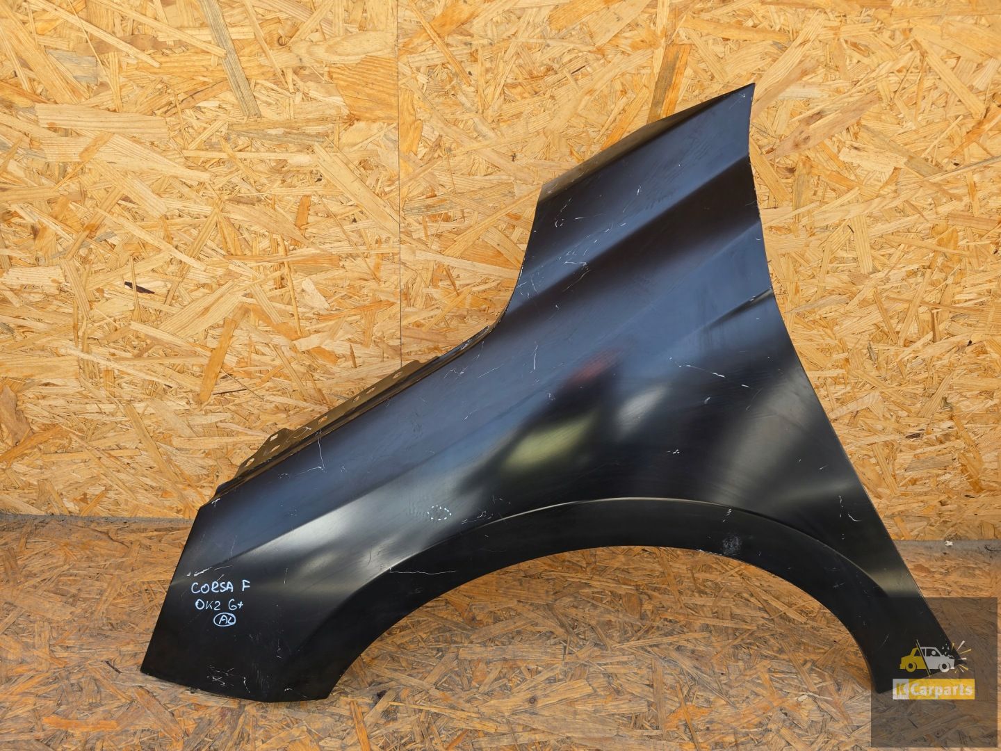 Opel Corsa F 19- linker voorvleugel nieuw origineel