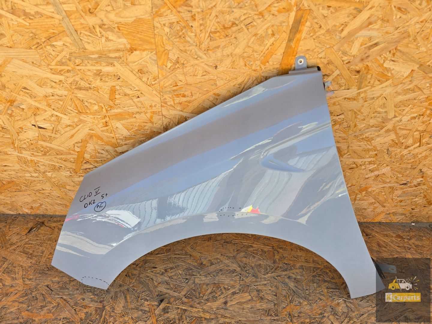 Renault Clio V 19- linkervoorvleugel