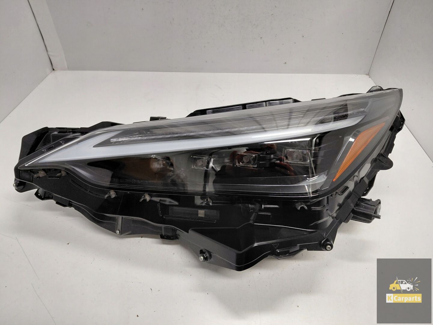 Lexus NX II Full LED linkerlamp