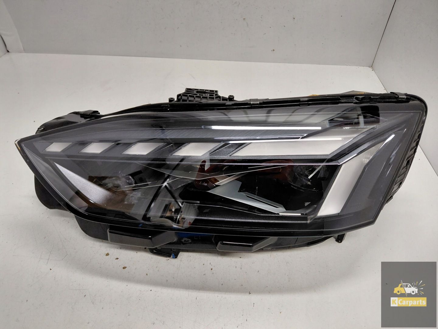 8W6.941.085.D, Audi RS5 8W B9 Linkerlamp liftlaser