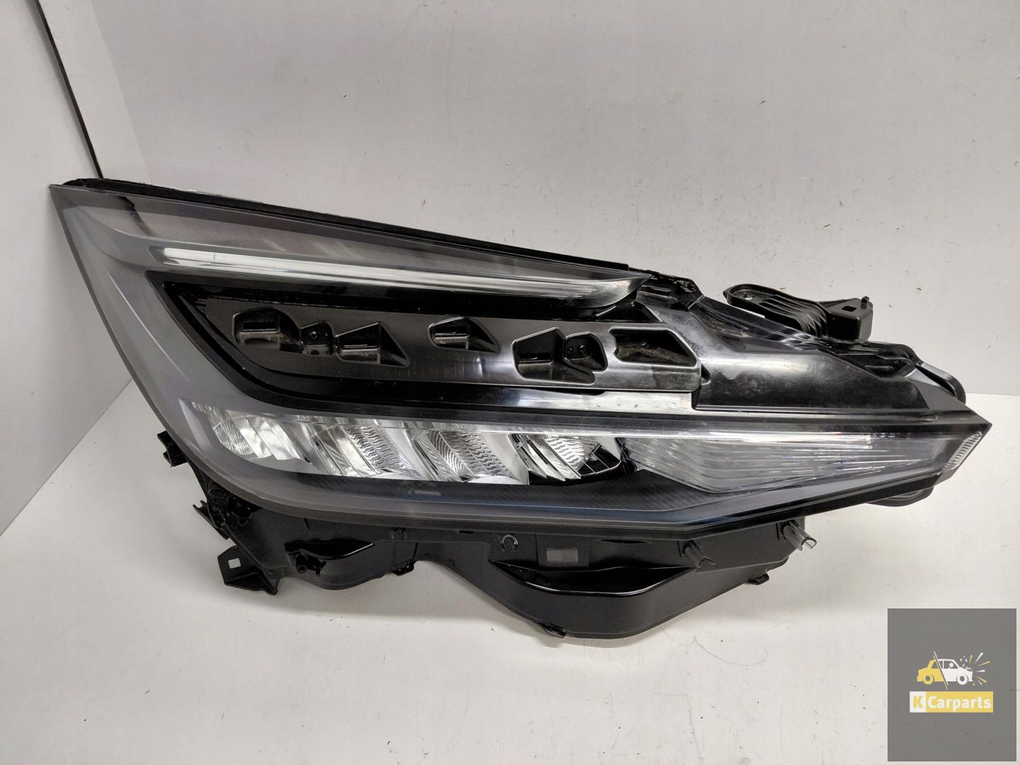 81110-F4220-00, Toyota CHR II LED-Leuchte rechts