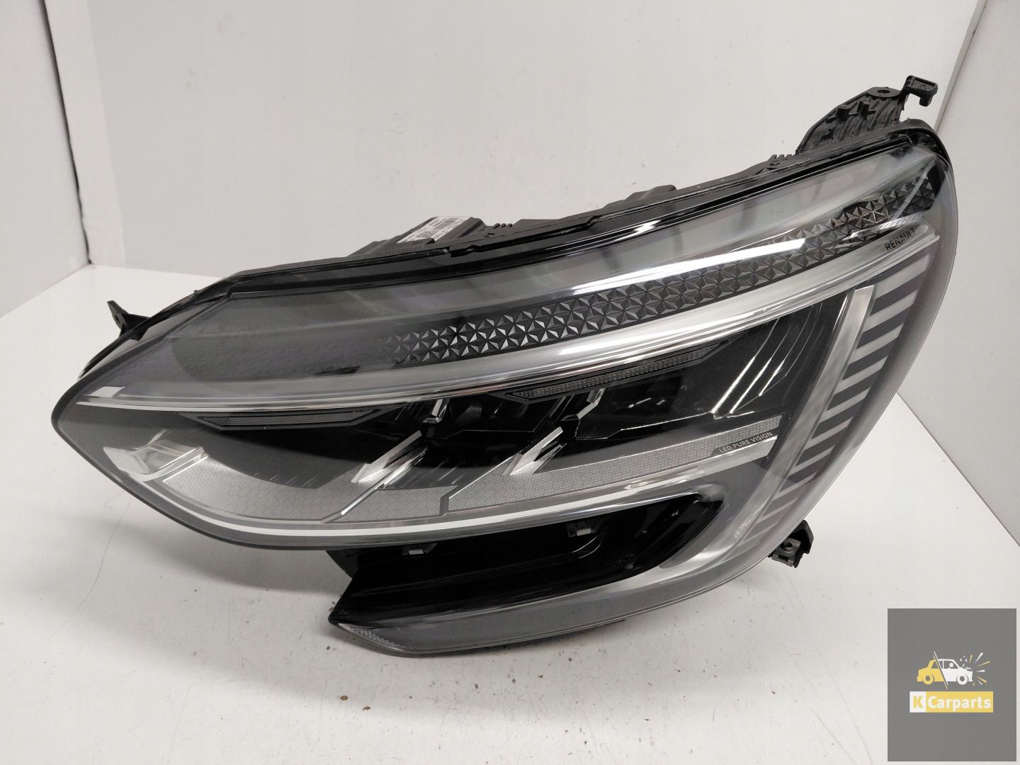 260608417R, Renault Megane IV Lift Volledig Led-licht links
