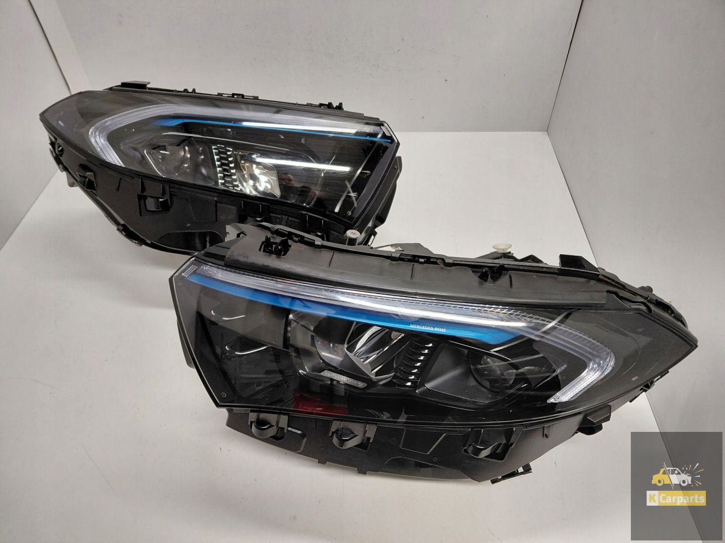 A2439068900, Mercedes EQA EQB W243 Phare LED haute performance droit/gauche