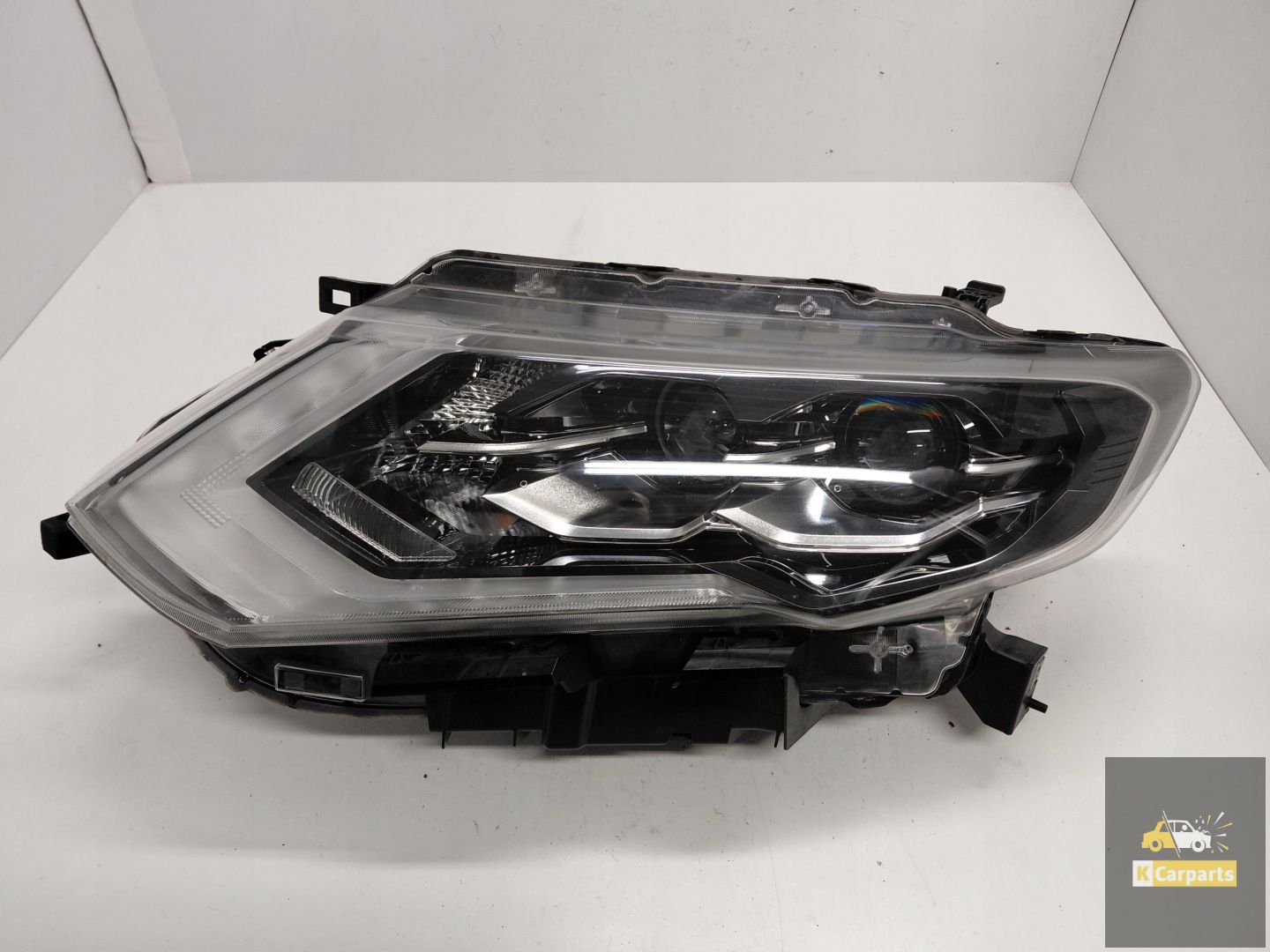 Nissan X-Trail T32 Lift Volledig Led-licht links