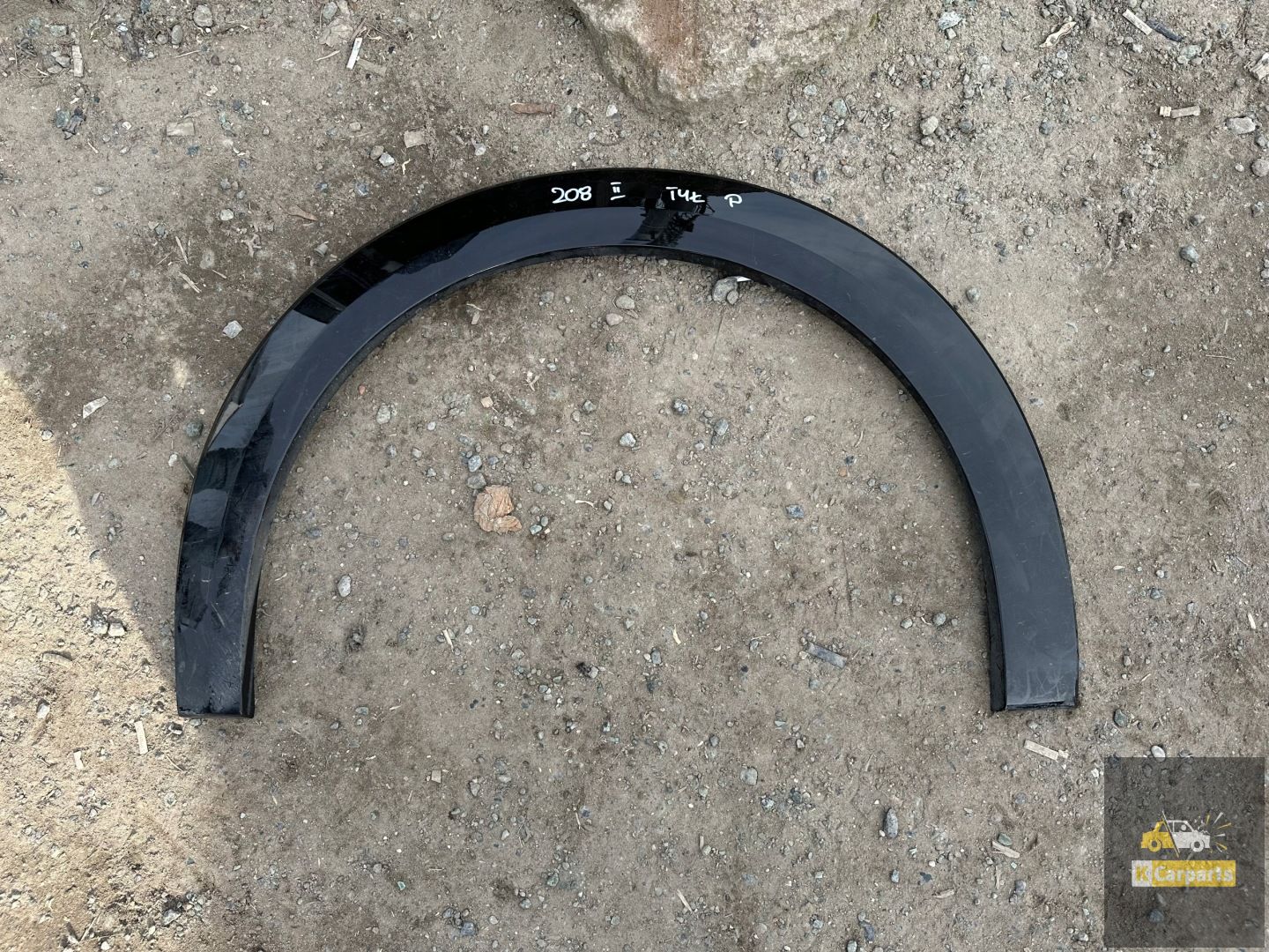 Socle arrière droit Peugeot 208 II