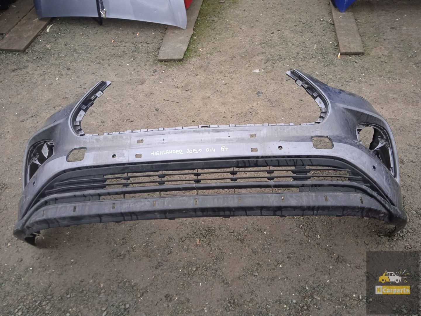 Toyota Highlander IV 2019- front bumper