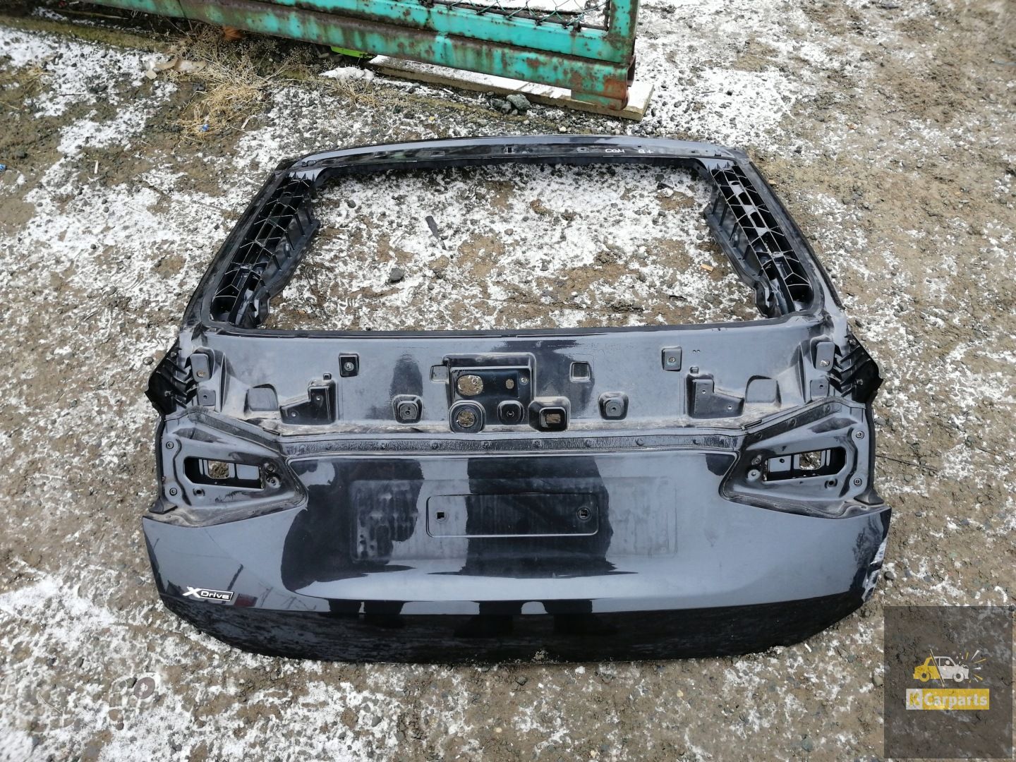 BMW G32 6GT tailgate