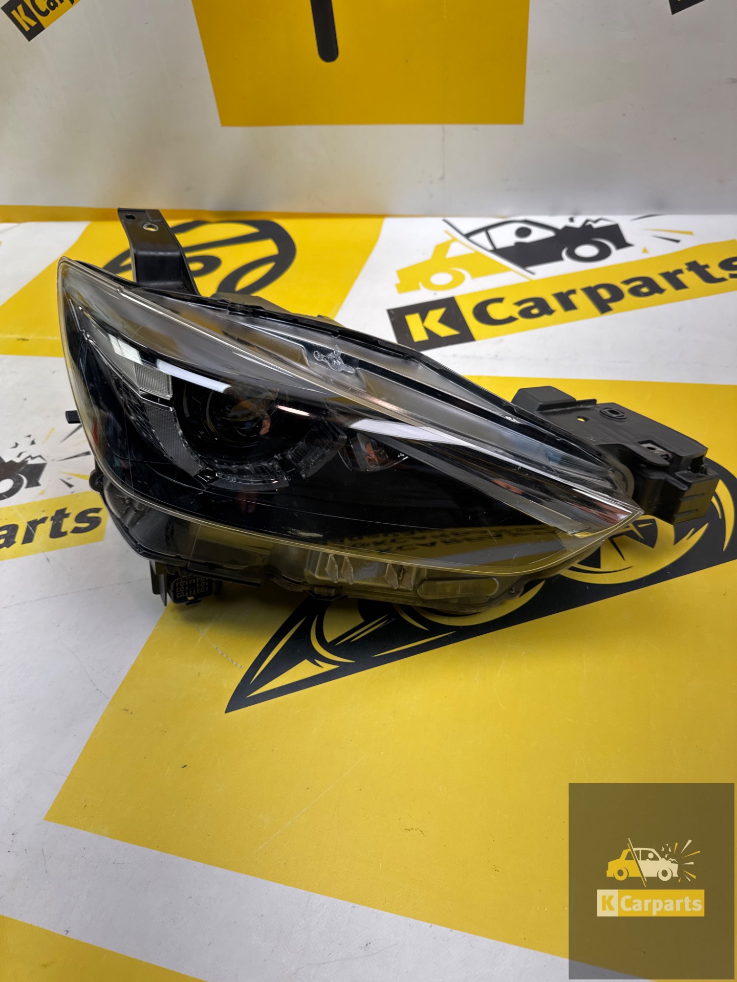 Mazda CX3 Led 10 Pin lamp rechts koplamp D10E-51030 Mazda Cx3