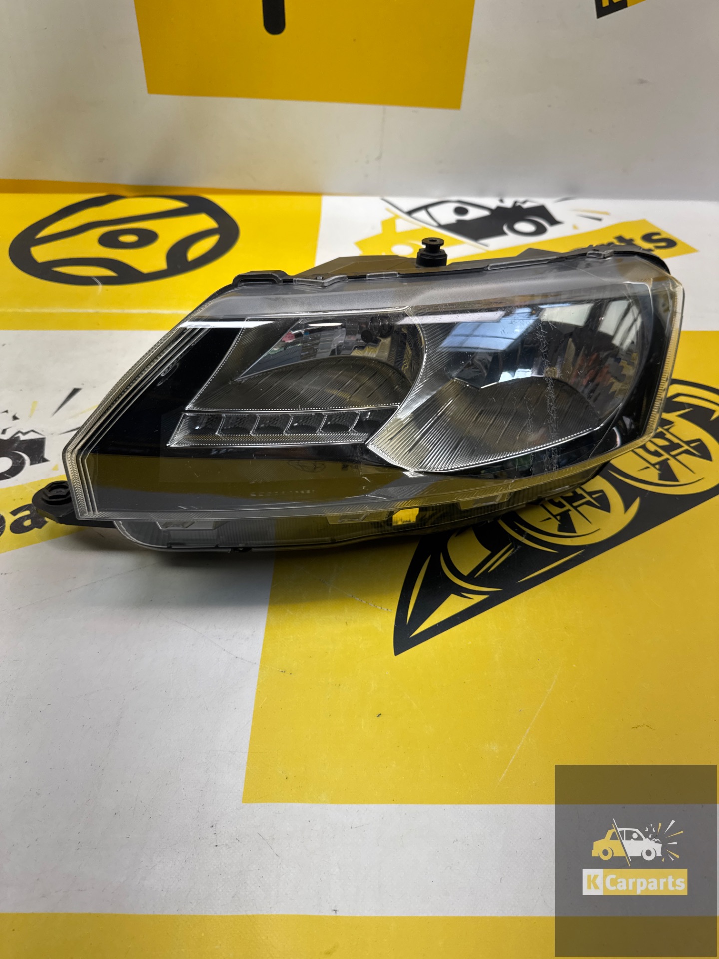 Skoda Rapid Rechts Koplamp