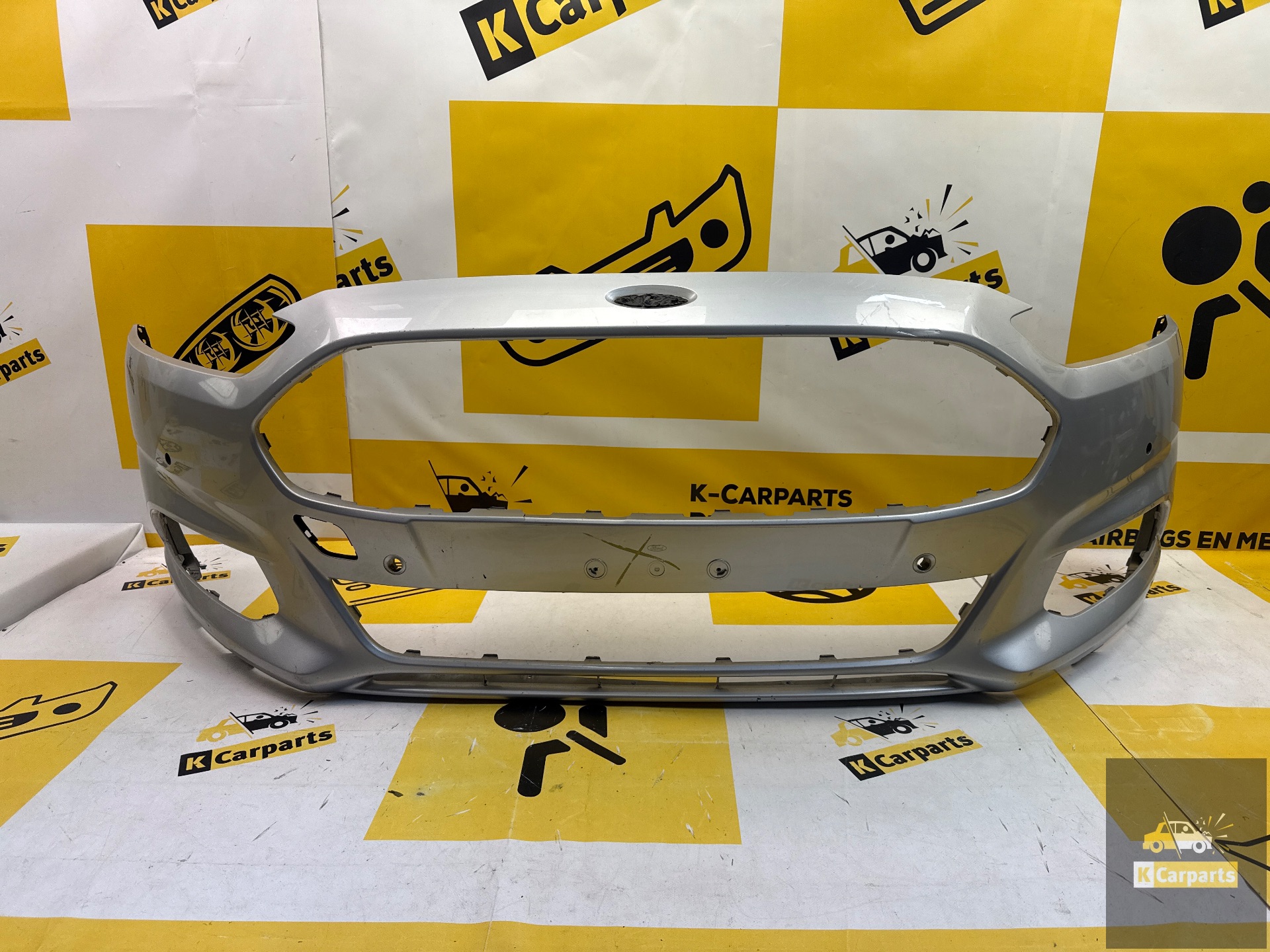 Voorbumper Ford mondeo mk5 PDC 2014+ ds7v-17D957-B