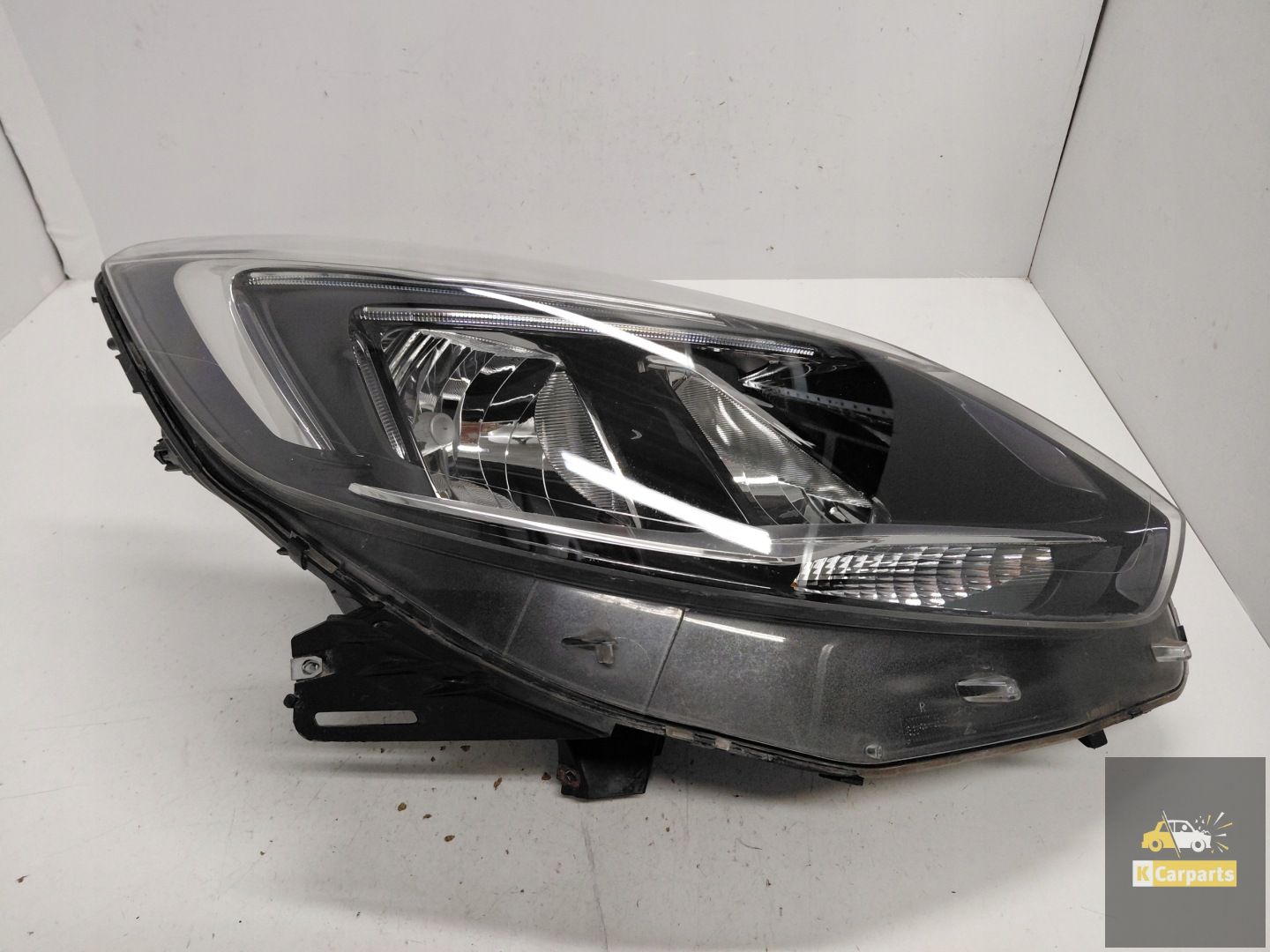 39107635, Opel Zafira C Lift Gewoon Met Led Lamp Rechts