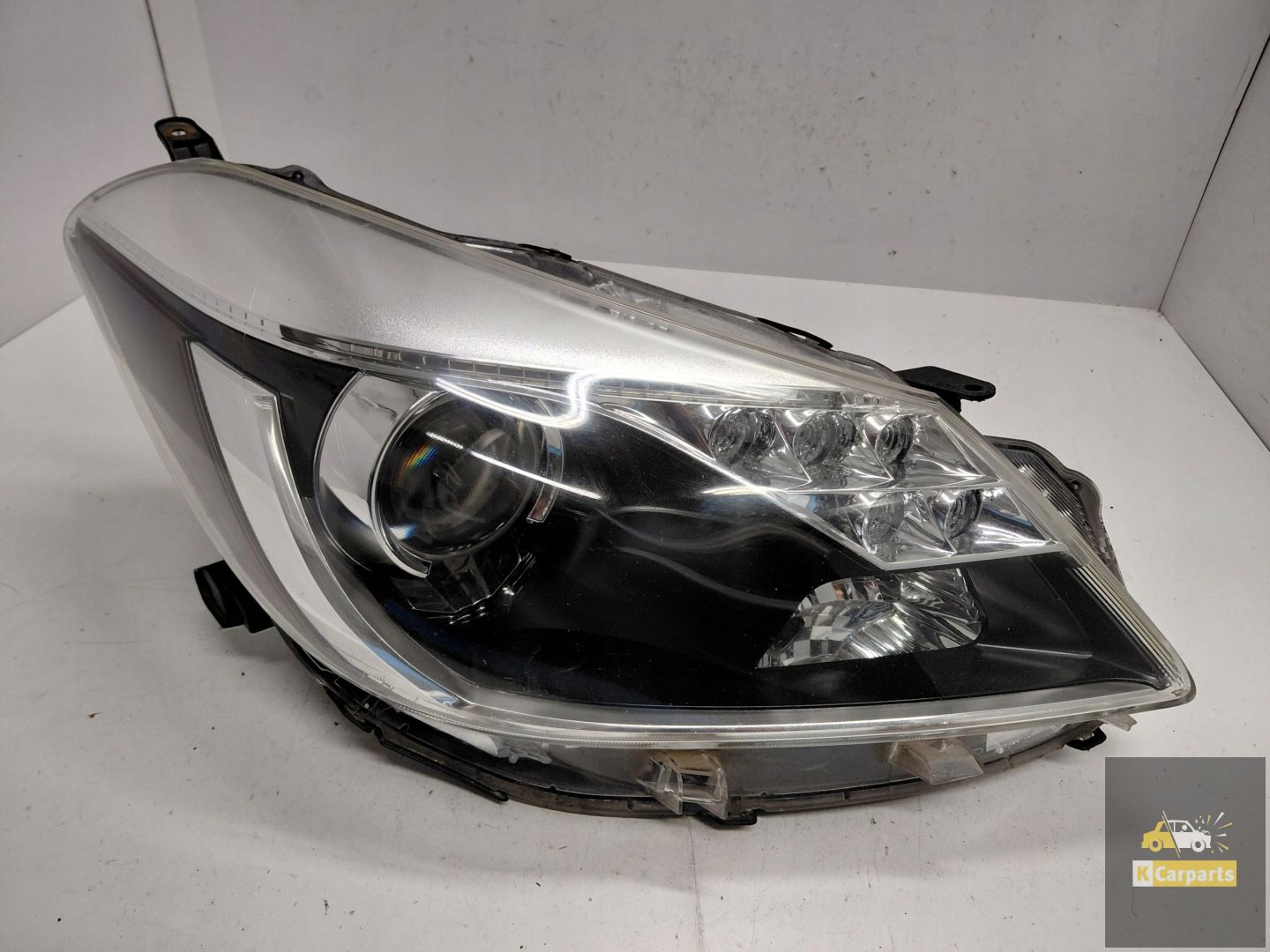 Toyota Yaris III LED lens Hybride rechterlamp