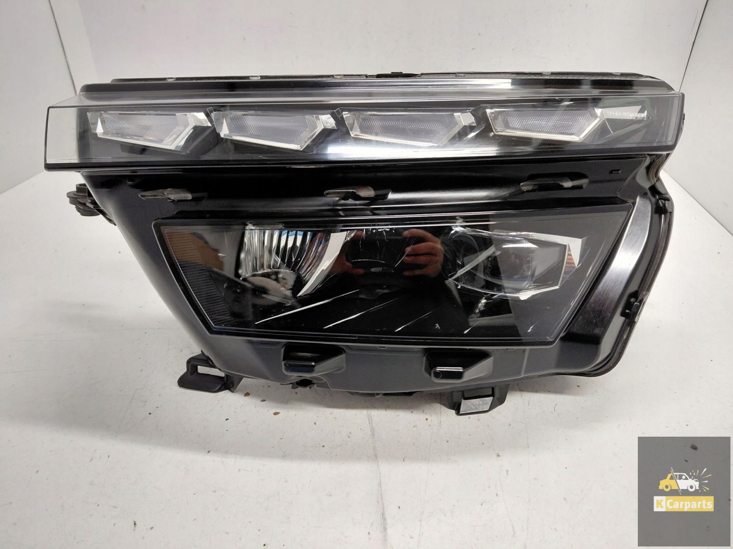 658.941.015.D, Feux arrière à LED complets pour Skoda Kamiq, parfaitement compatibles.
