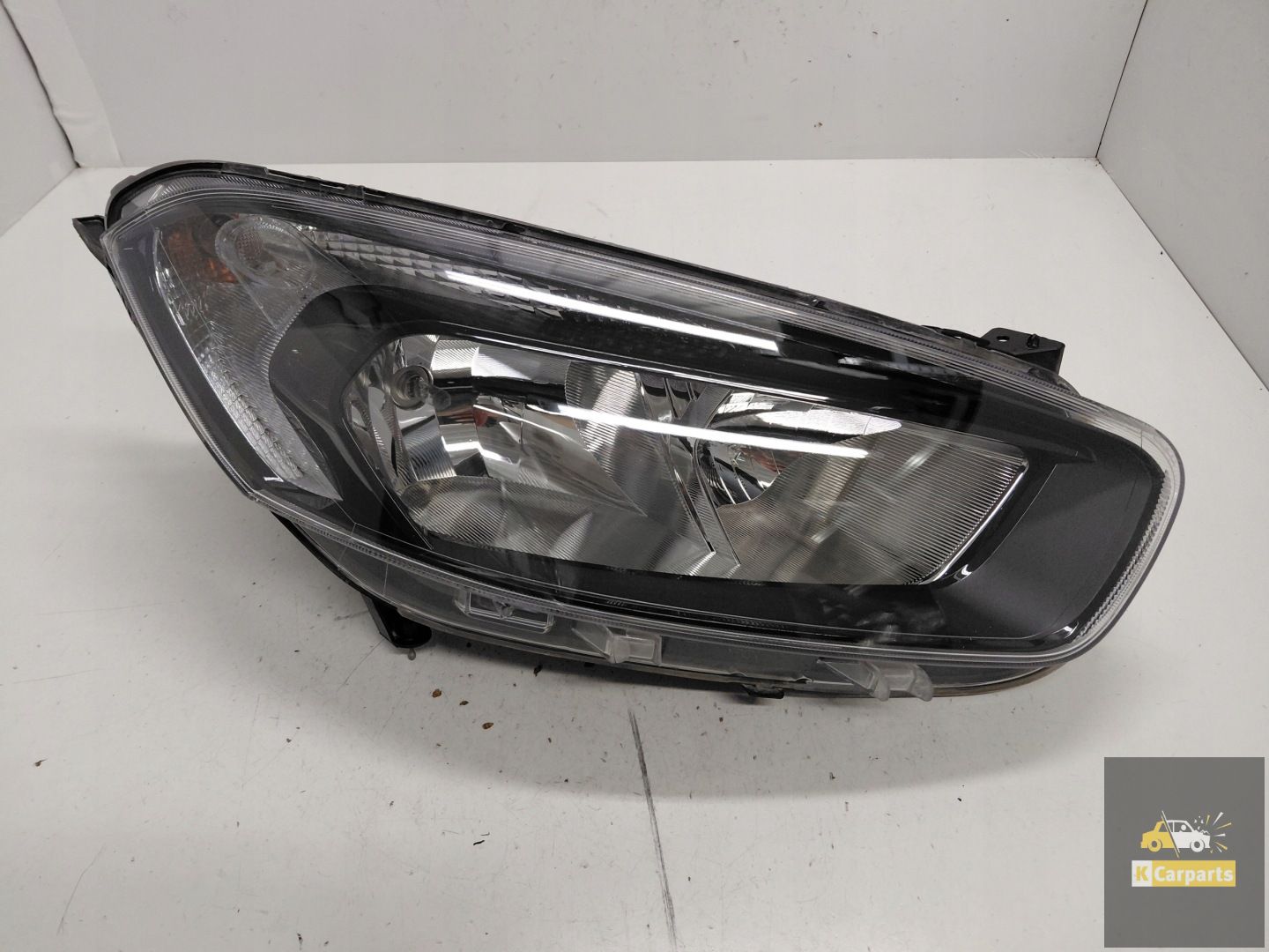 ET7613W029CM, Ford Transit Courier Zwart rechterlamp Ideaal