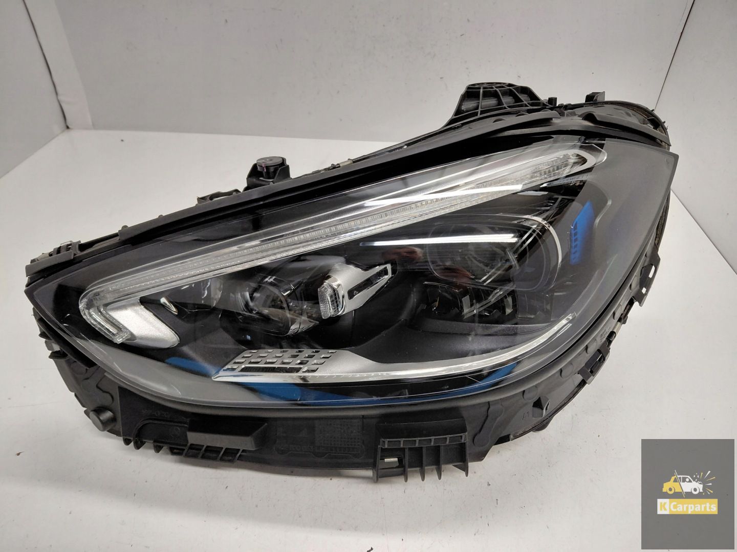A2069065304, Mercedes C-Klasse W206 Digitaal licht links
