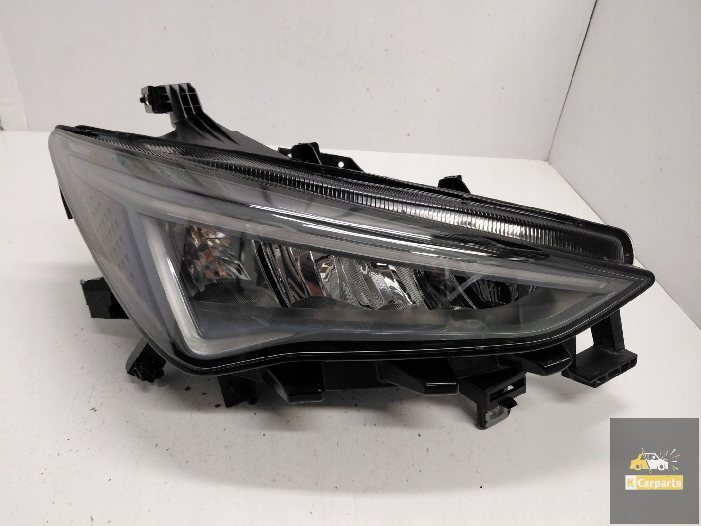 10F.941.008.H, Cupra Born Voll-LED-Lampe rechts