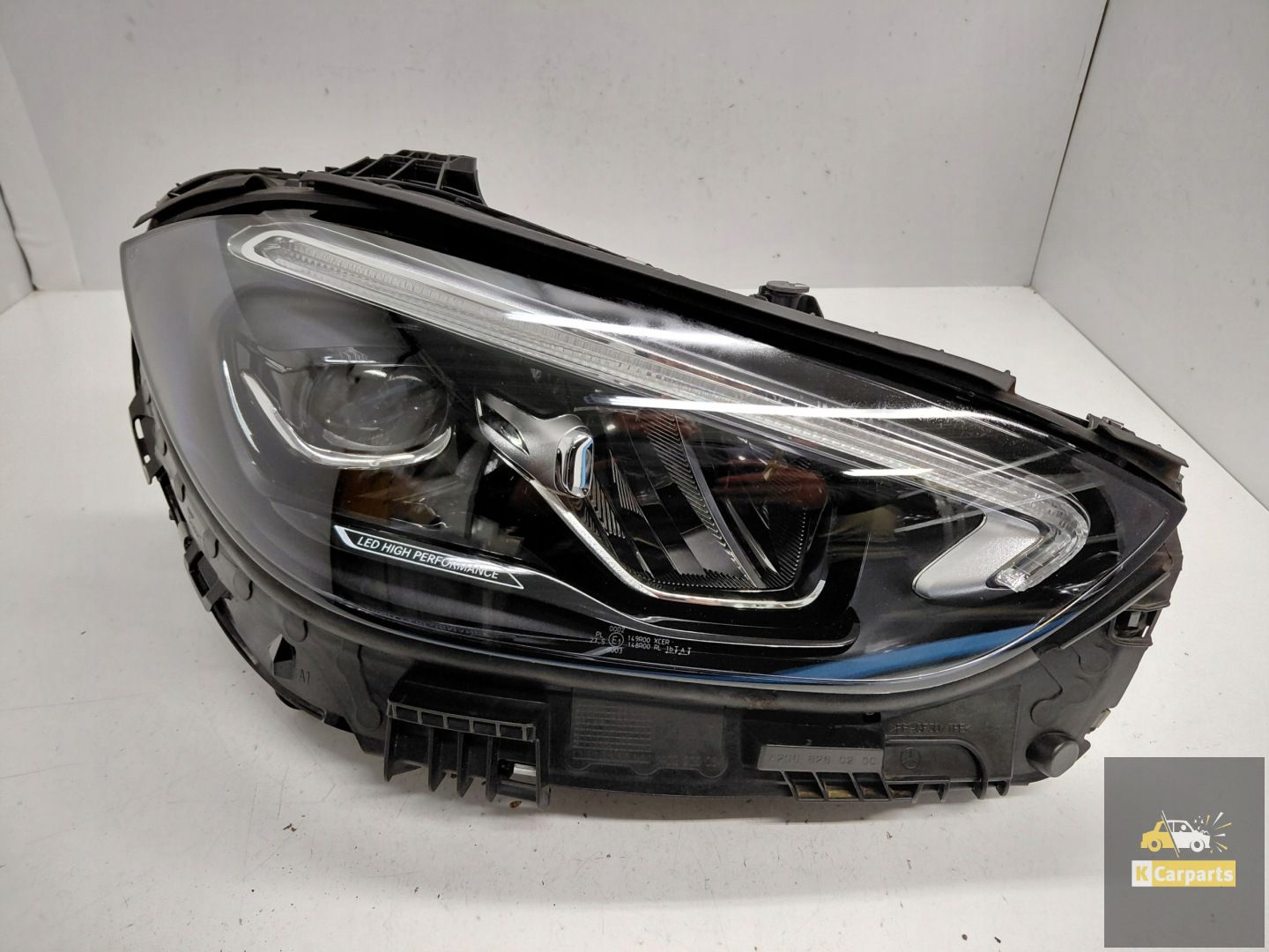A2069064003, Phare droit haute performance Full LED pour Mercedes Classe C W206