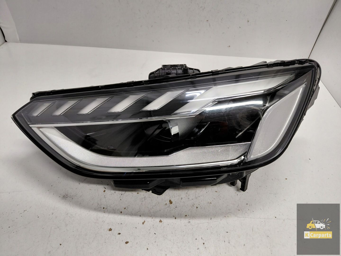 8W0941033D, Audi A4 B9 8W Lift Full LED-links