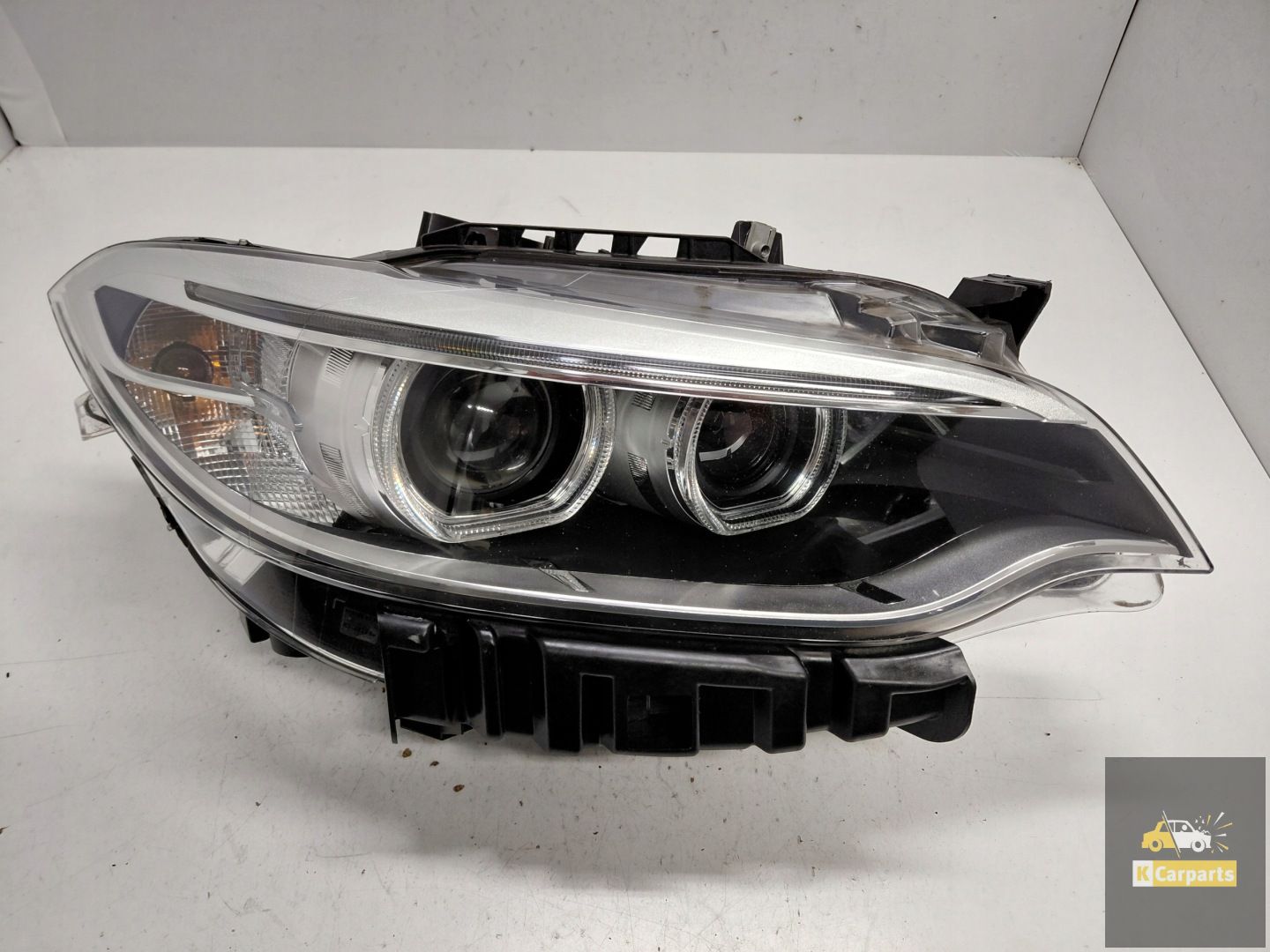 7304464, BMW F22 Xenon Niet-draaibaar rechts licht