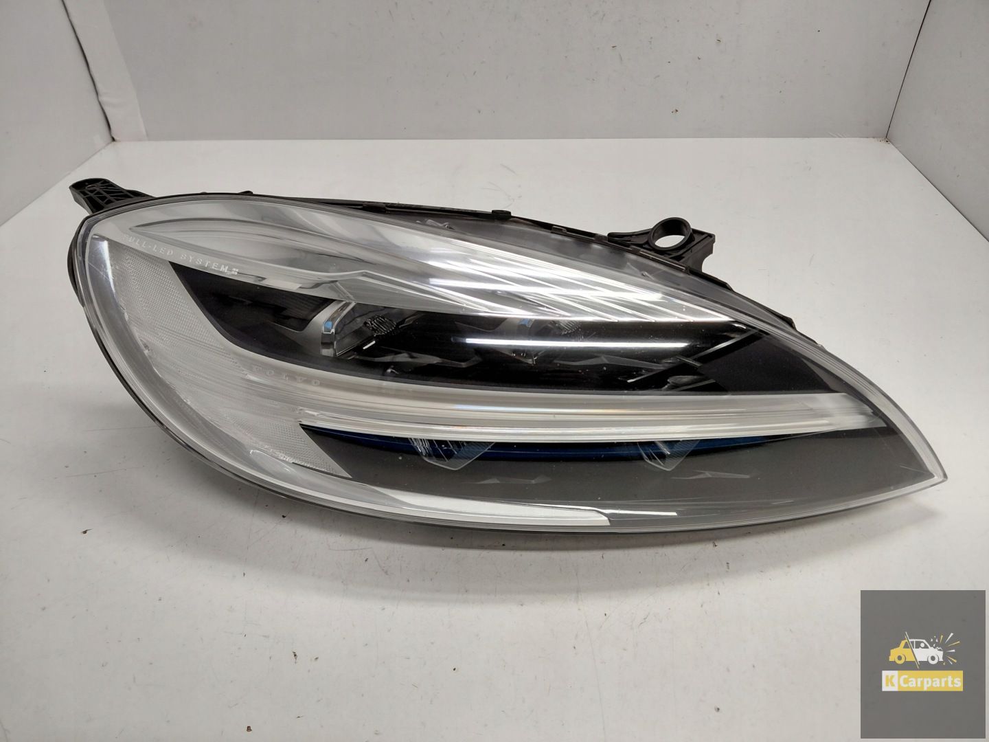 31677023, Volvo V40 Lift Komplette LED-Leuchte rechts Perfekt