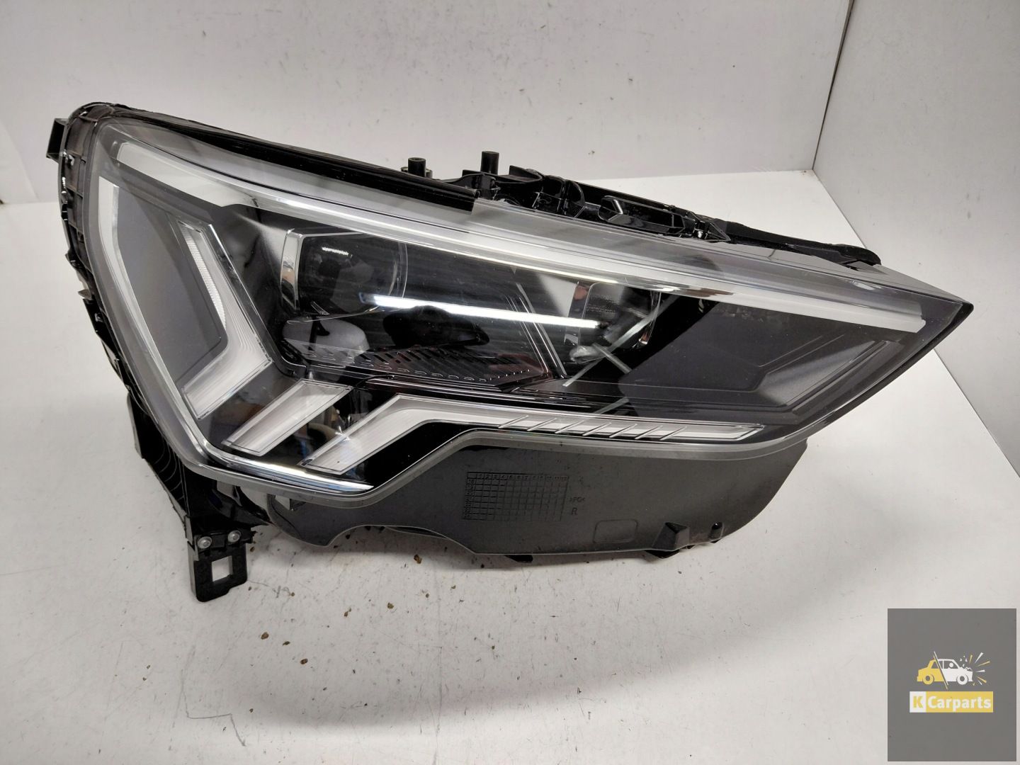 83A.941.036.C, Audi RSQ3 Q3 RS 83A II Matrixlamp droit