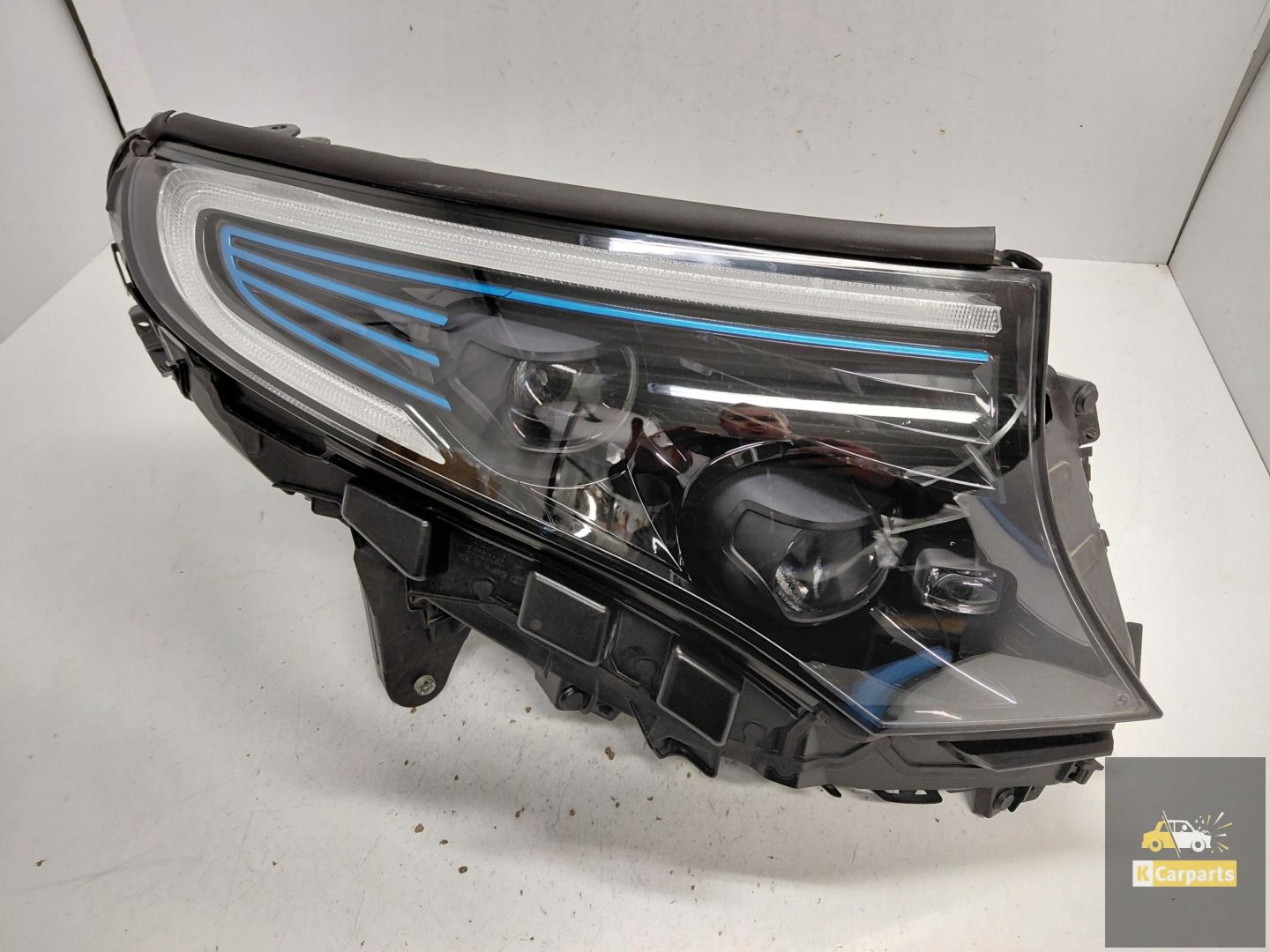 A2939067600, Mercedes EQC W293 Voll-LED-Lampe rechts Perfekt