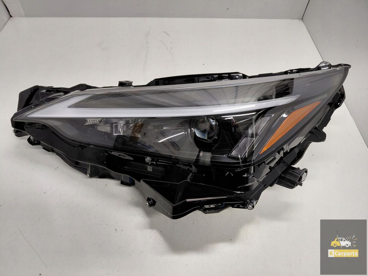 Lexus NX II LED-lamp links