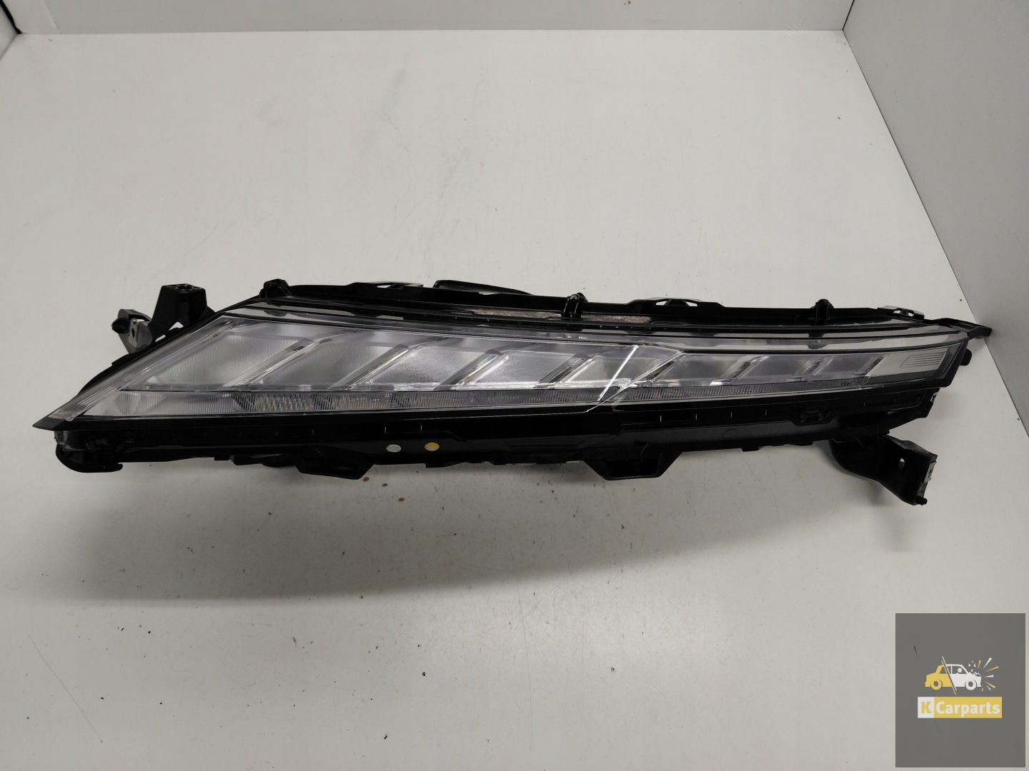 EDM92205010, Mitsubishi Eclipse Cross Lift LED DRL Linkerlamp