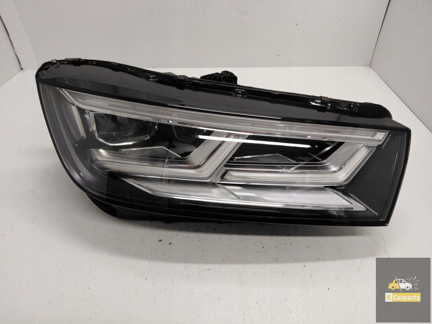 80A.941.036, Audi Q5 II 80A Matrix rechterlamp