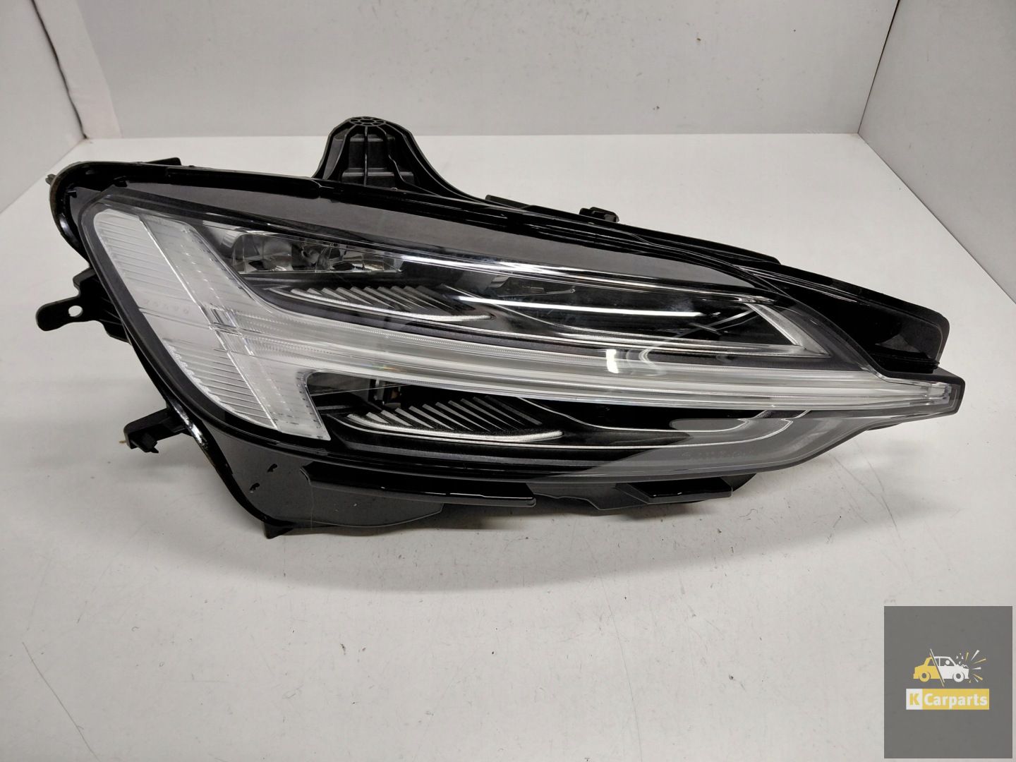 Volvo S60 V60 III Lift MID LED right lamp