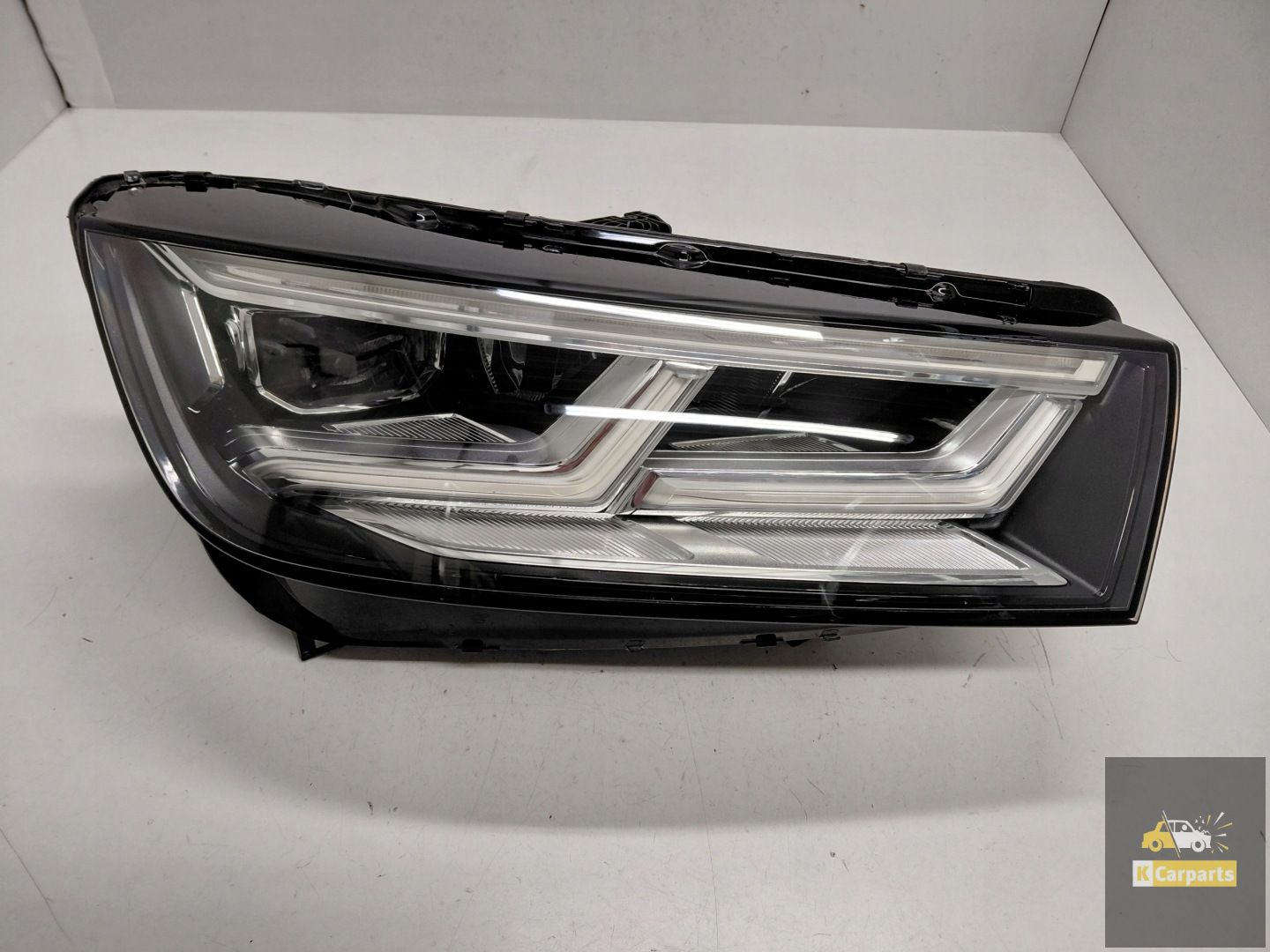 80A.941.034, Audi Q5 80A II Volledig Ledlamp rechts