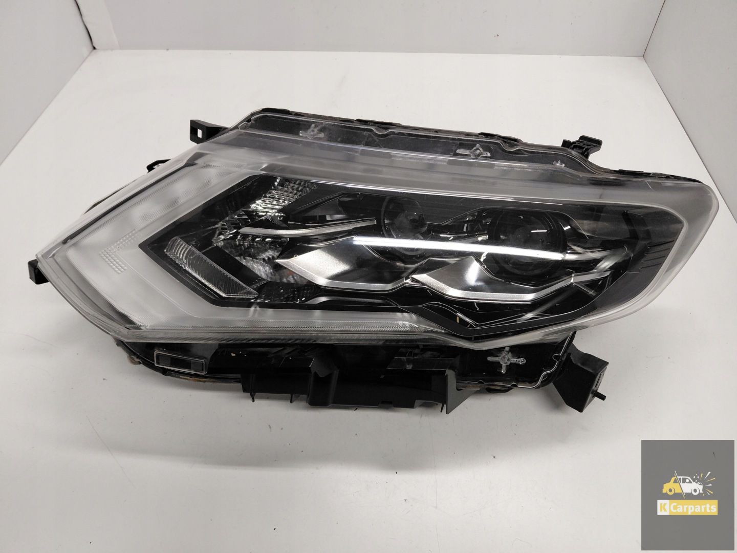 Nissan X-Trail T32 Lift Volledig Led-licht links