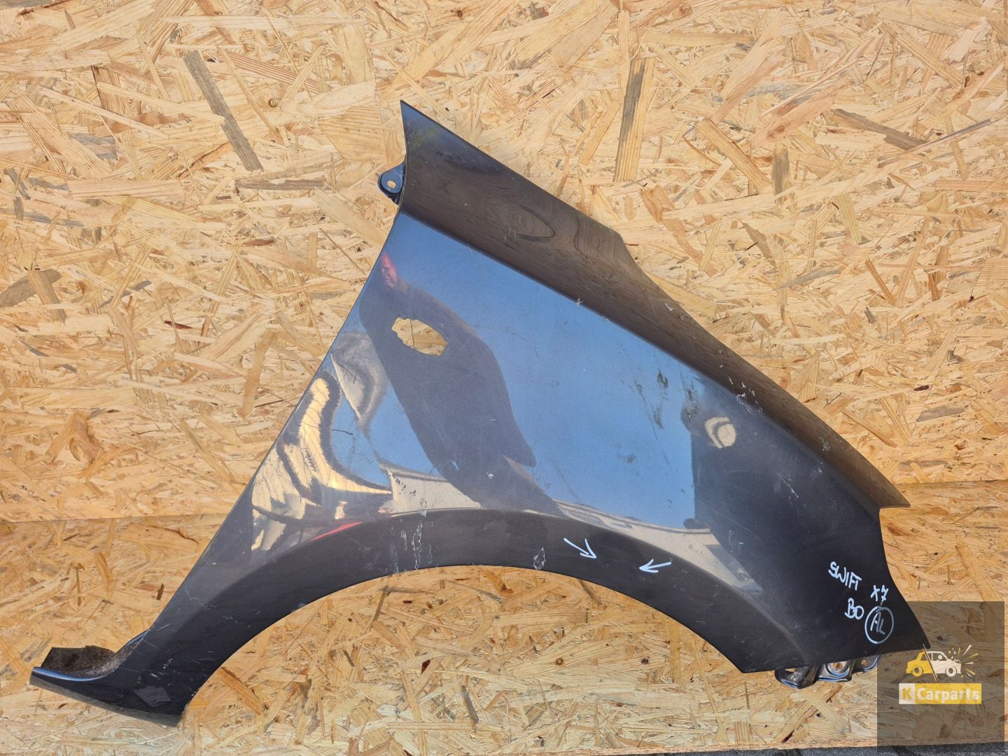 Suzuki Swift VI Mk8 17-24 right front wing