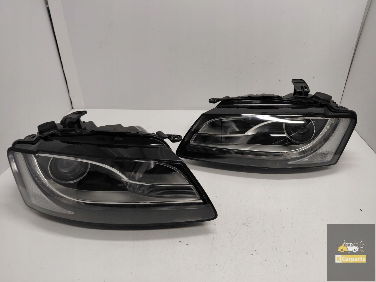 8T0941003AK, Audi A5 8T Xénon sans torsion, feu arrière droit, feu arrière gauche