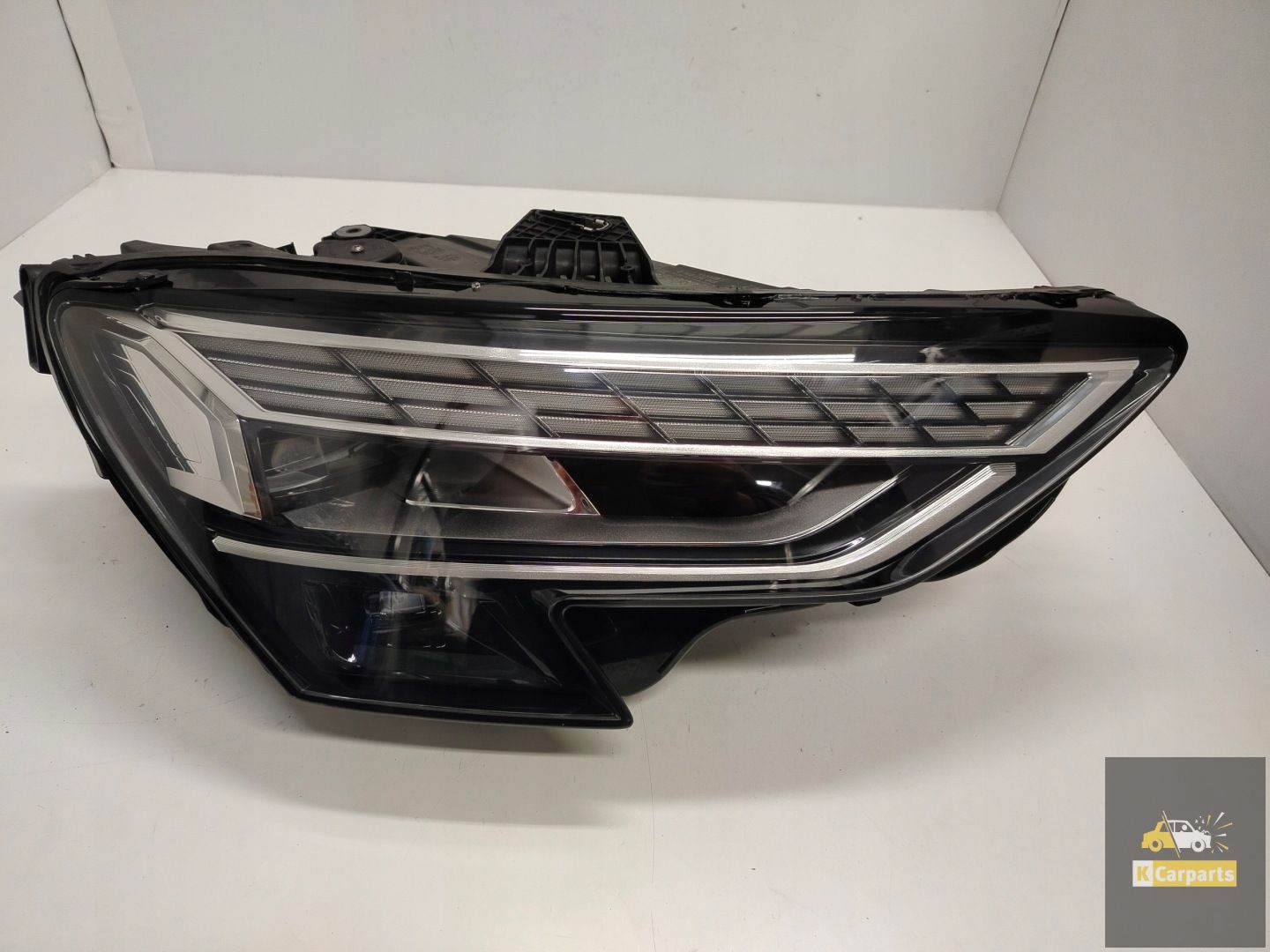 8Y0941034D, Audi A3 8Y Lift Full Led lamp rechts