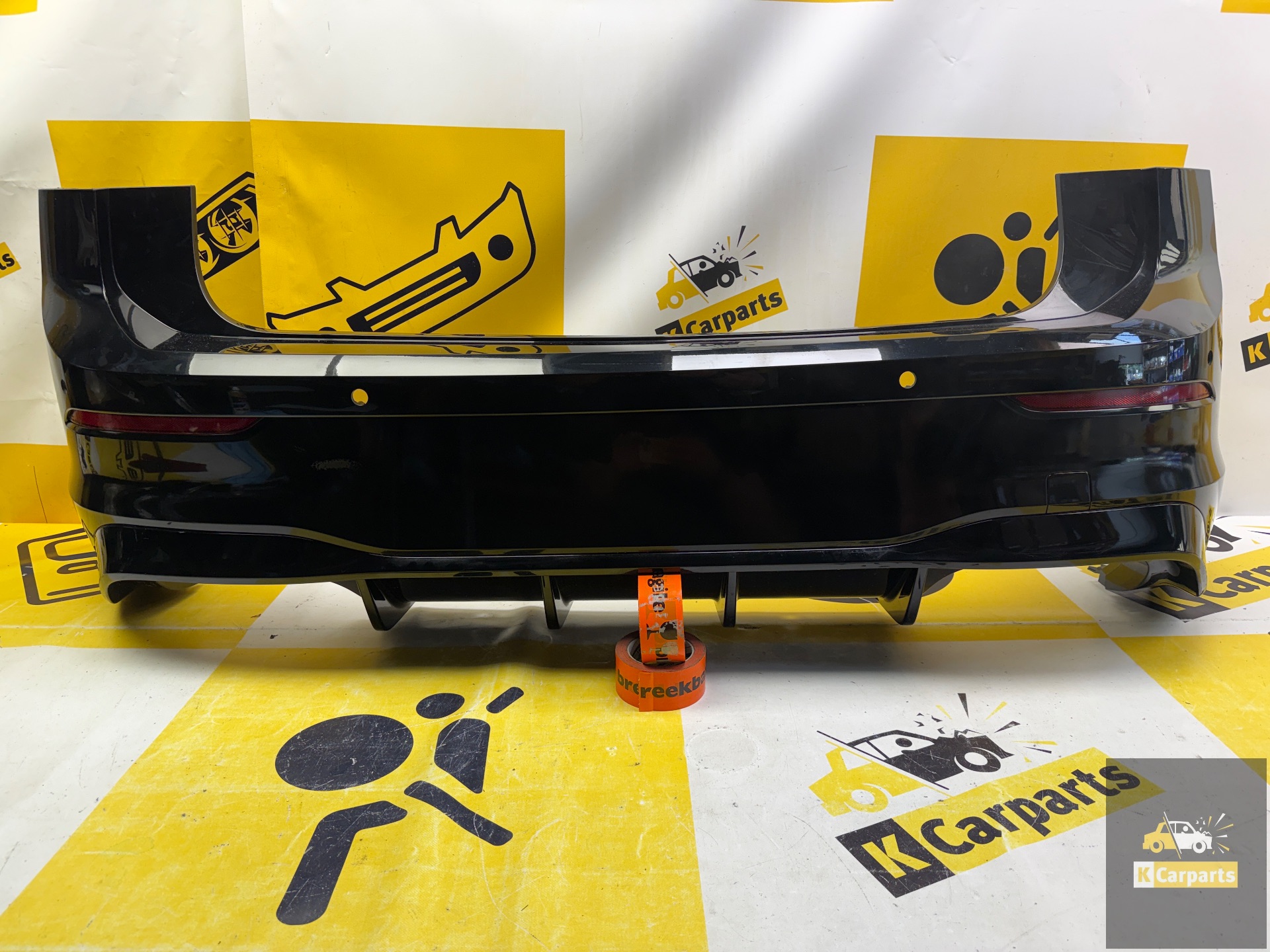 VW Golf VIII 8.5 R Facelift R20 Heckstoßstange 4pdc