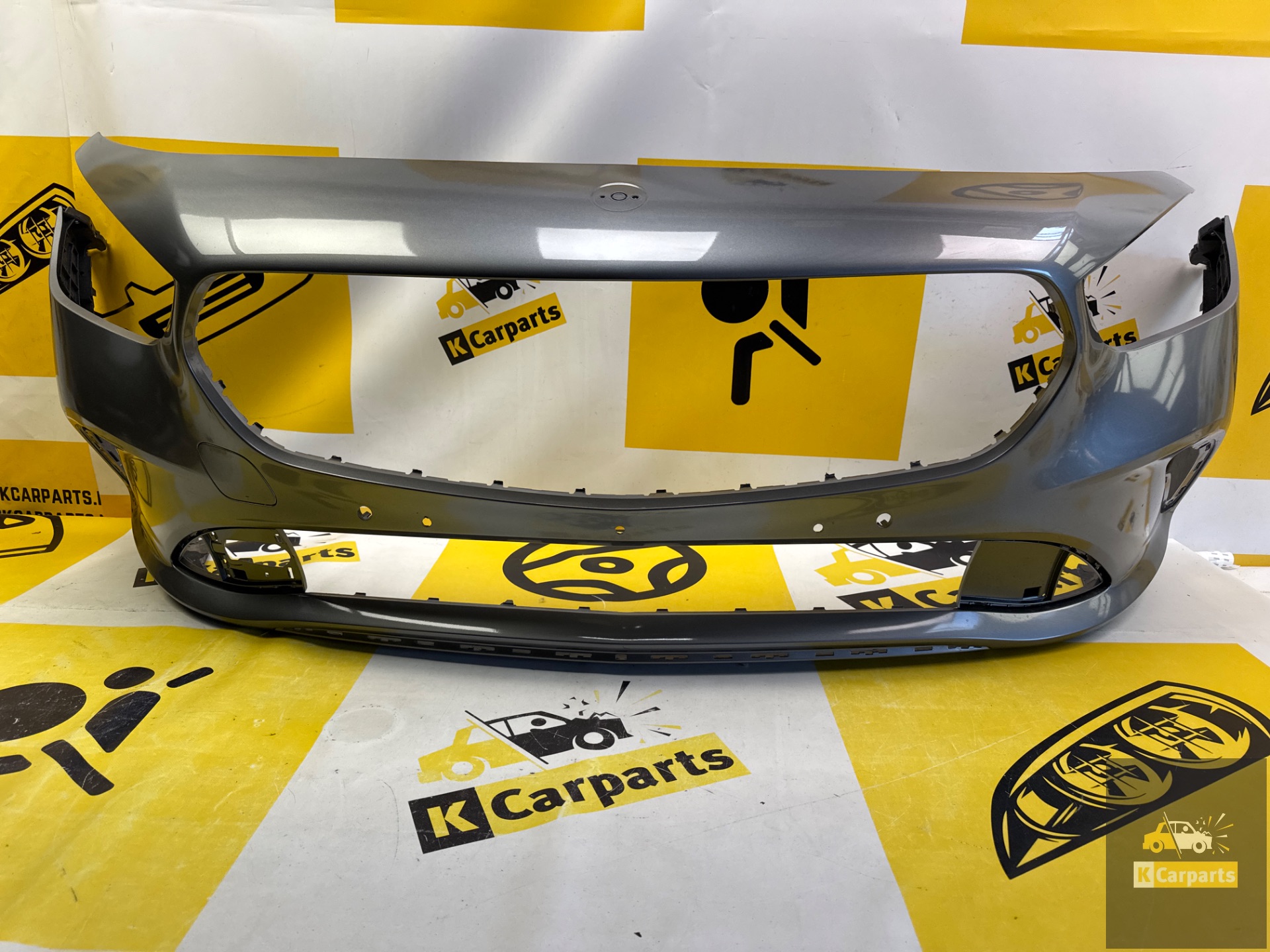 Voorbumper Mercedes B Klasse W247 PDC ORIGINEEL A2478855300