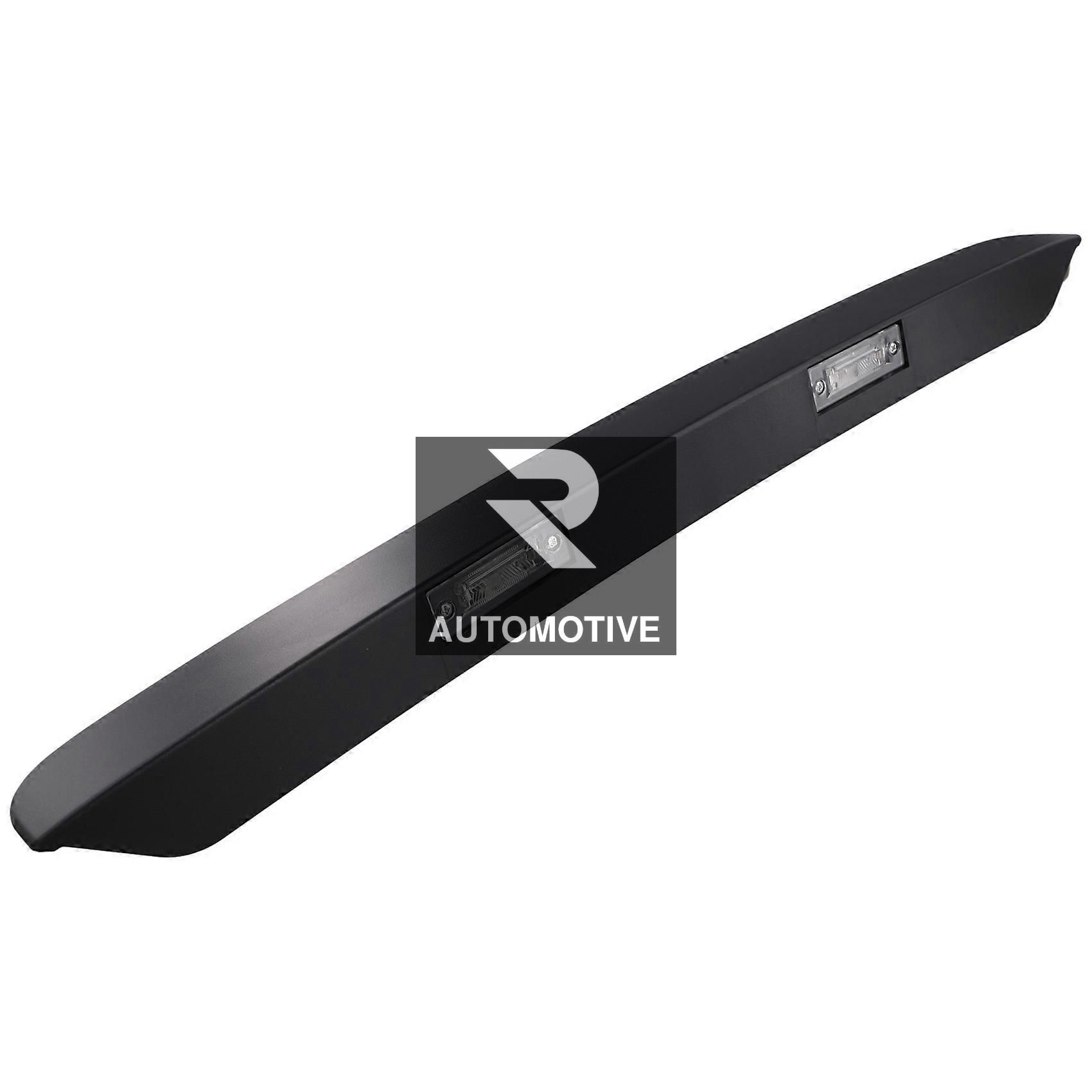 Boîtier d'éclairage de plaque d'immatriculation Transporter T5/Multivan T5 7E0827329F