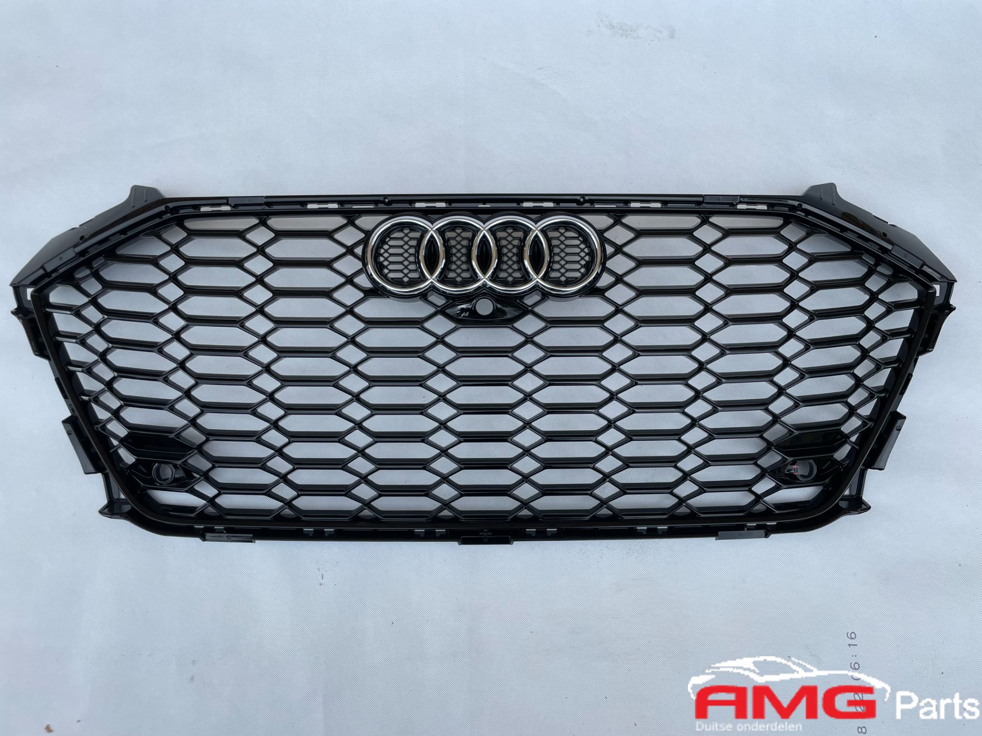 Audi A4 8W RS4 Grille ORIGINEEL 8W0853651 BF