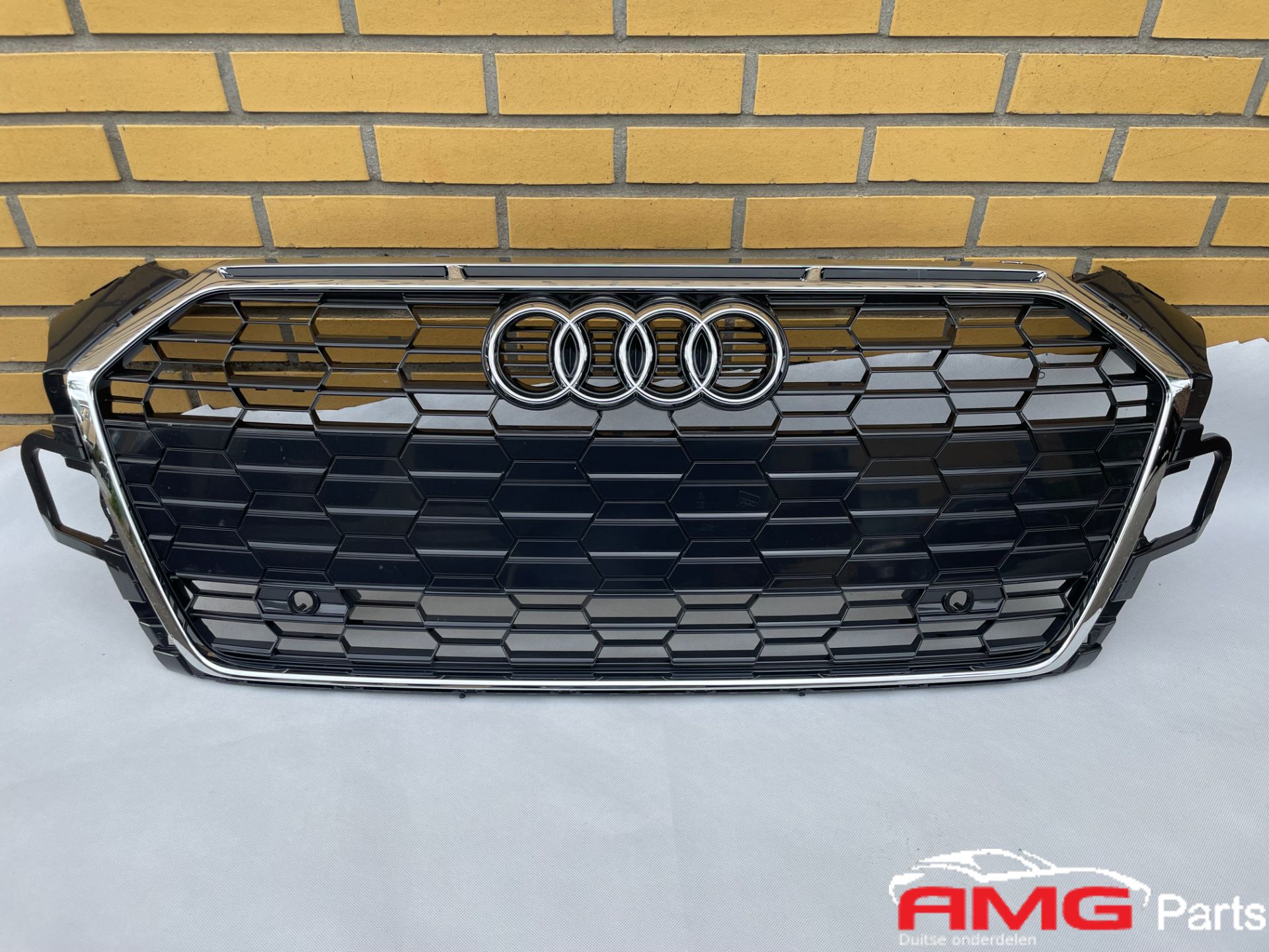 Audi A5 B9 F5 8W Grille ORIGINEEL 8W6853651 BG