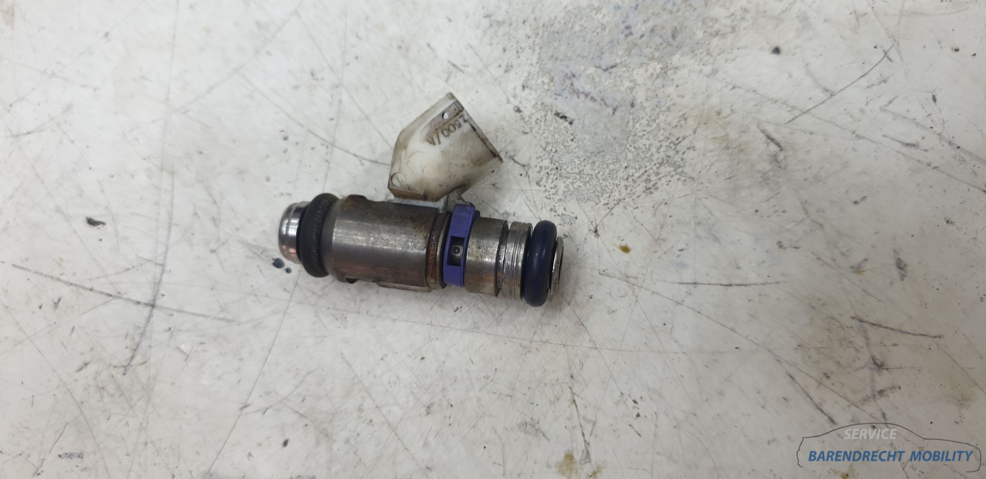 Injecteur essence VW Polo 6R 1.4 16V 036906031 code moteur CGGB original occasion 2009 / 2017